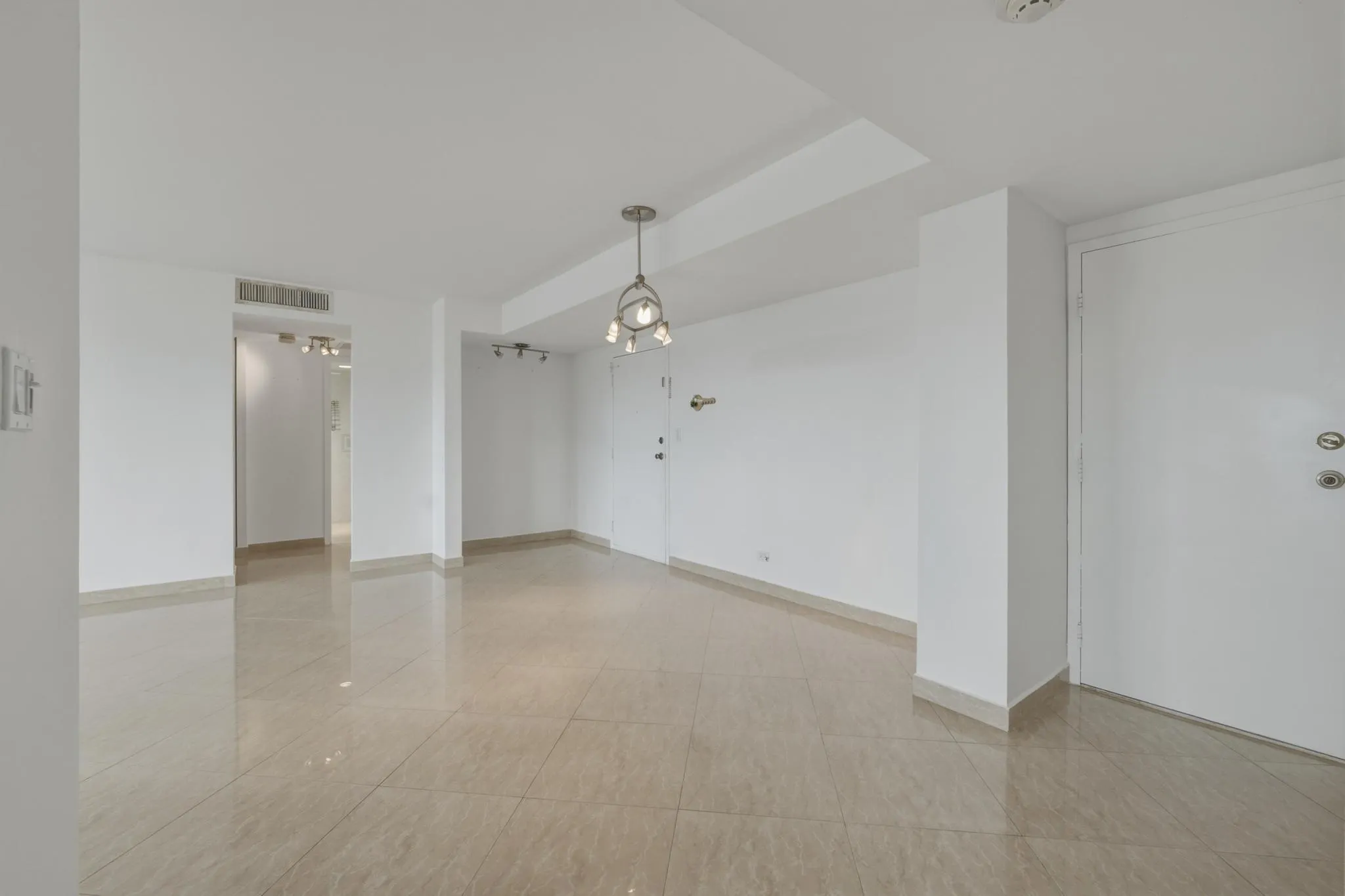 250 174TH Street #1719