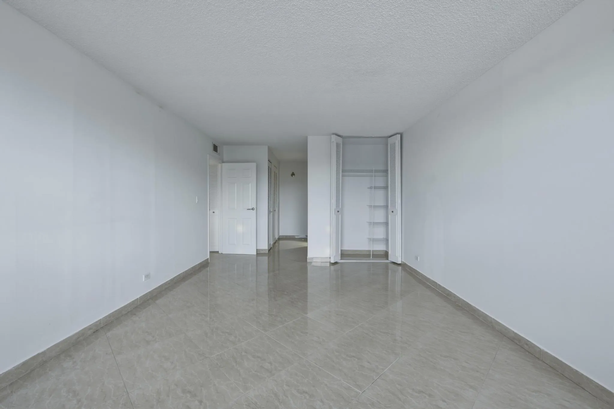 250 174TH Street #1719