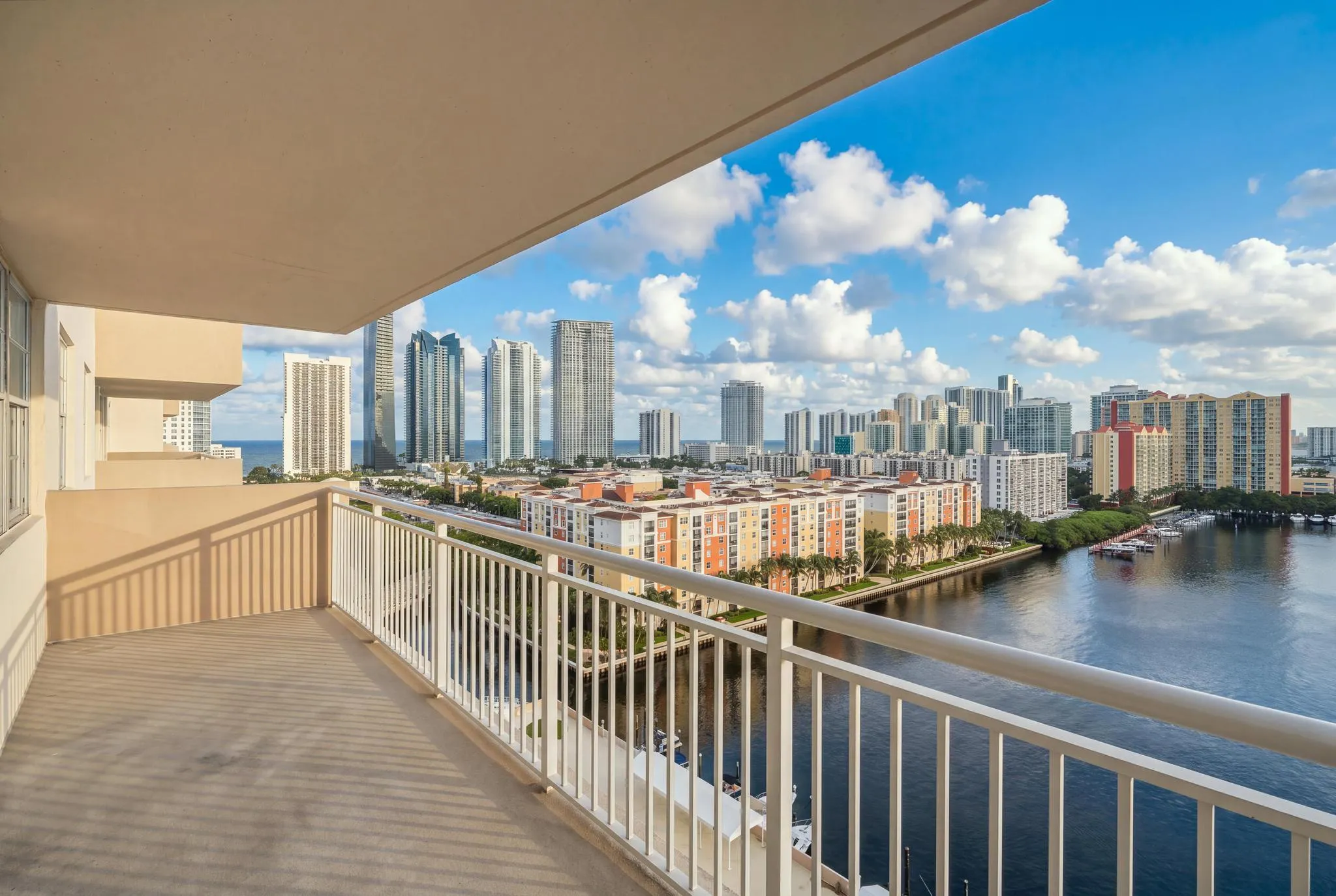 250 174TH Street #1719