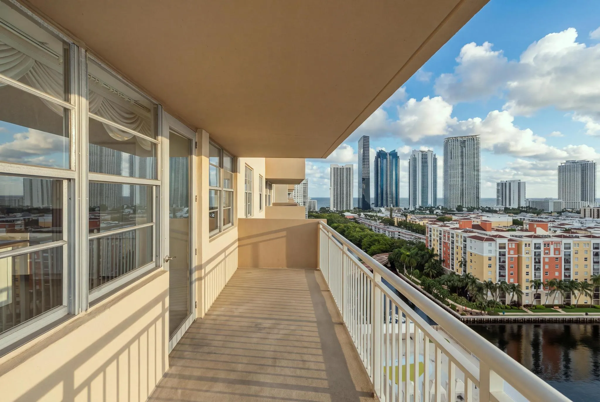 250 174TH Street #1719