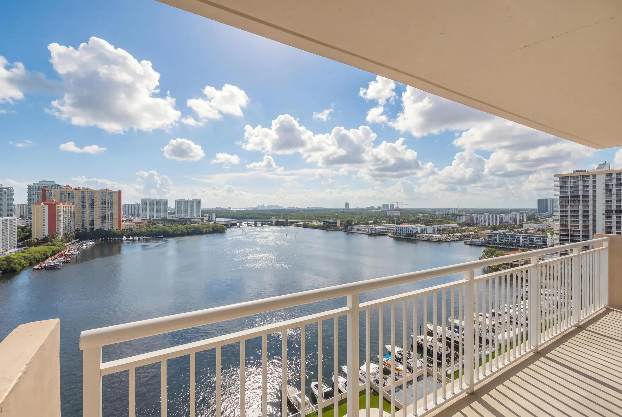 250 174TH Street #1719