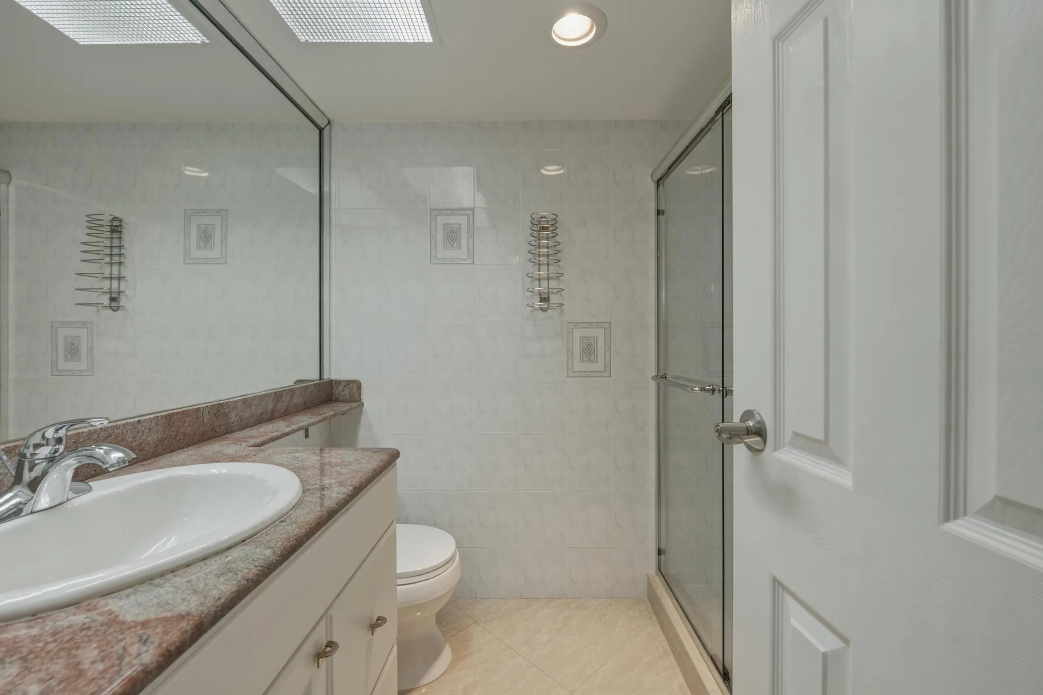 250 174TH Street #1719
