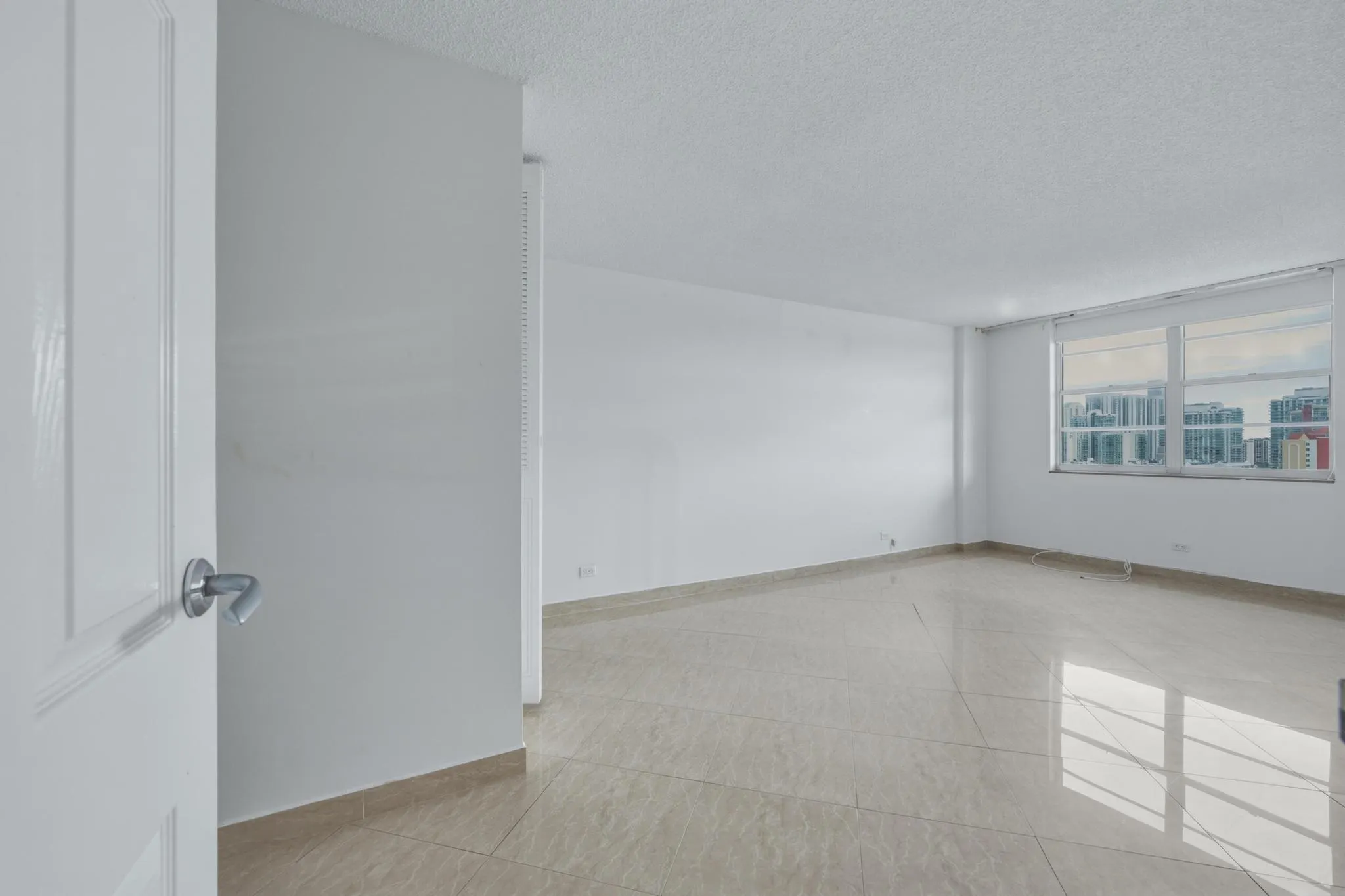 250 174TH Street #1719