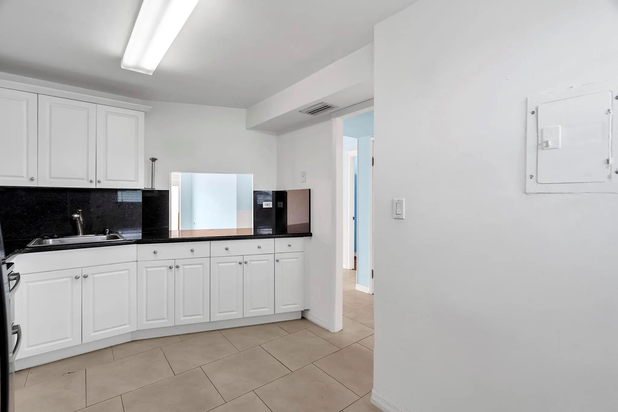 1690 NE 191st Street #405-1
