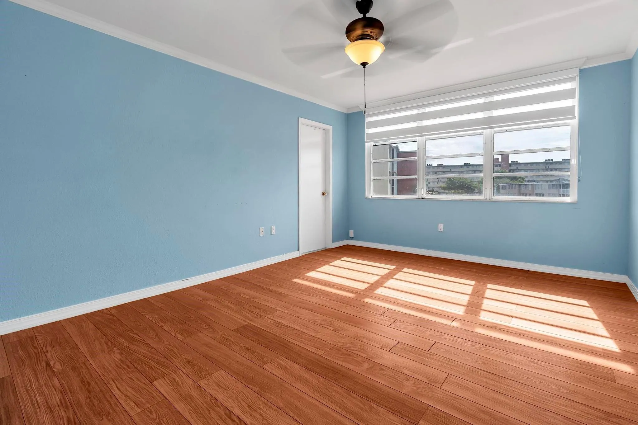 1690 NE 191st Street #405-1