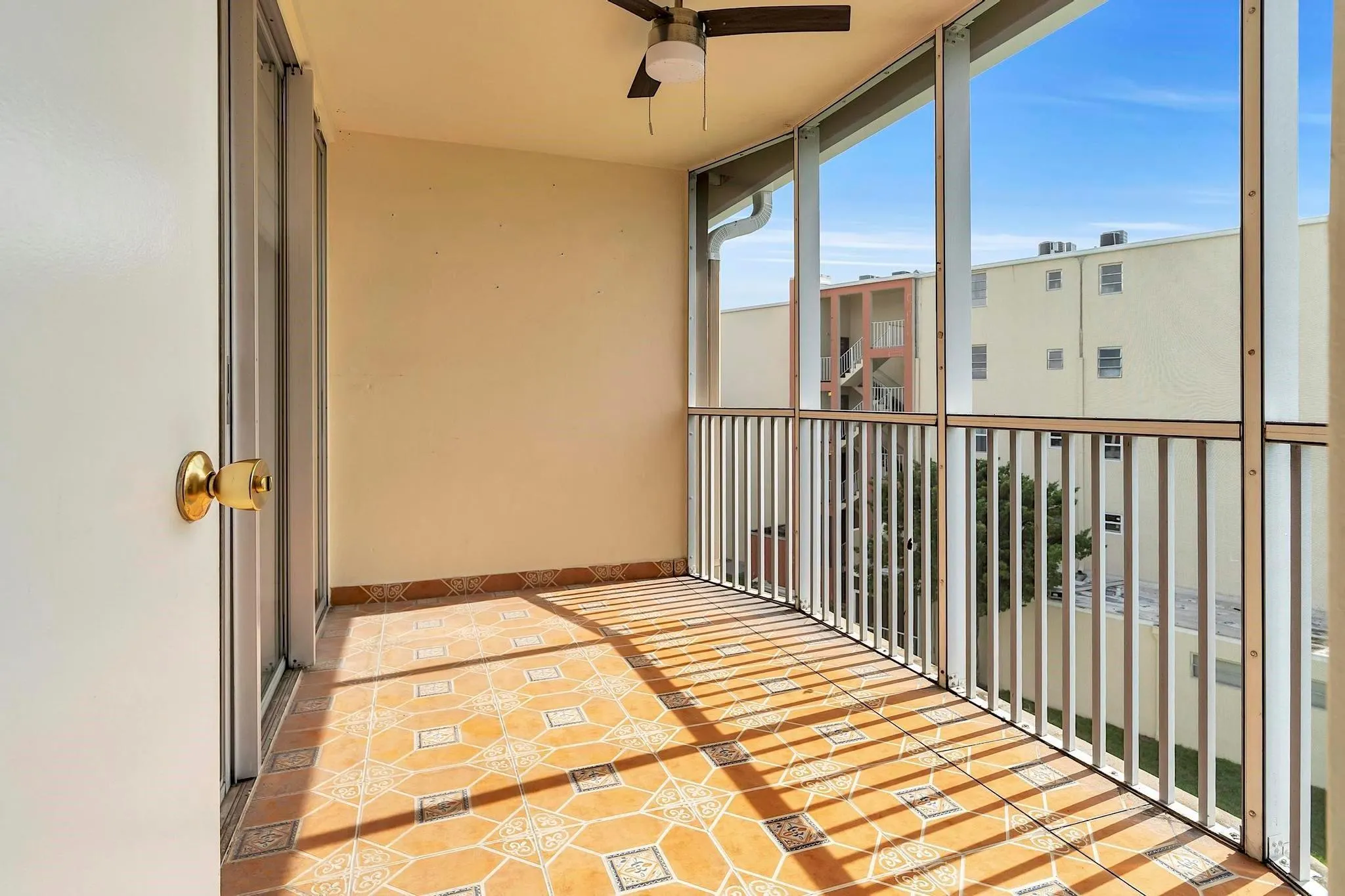 1690 NE 191st Street #405-1