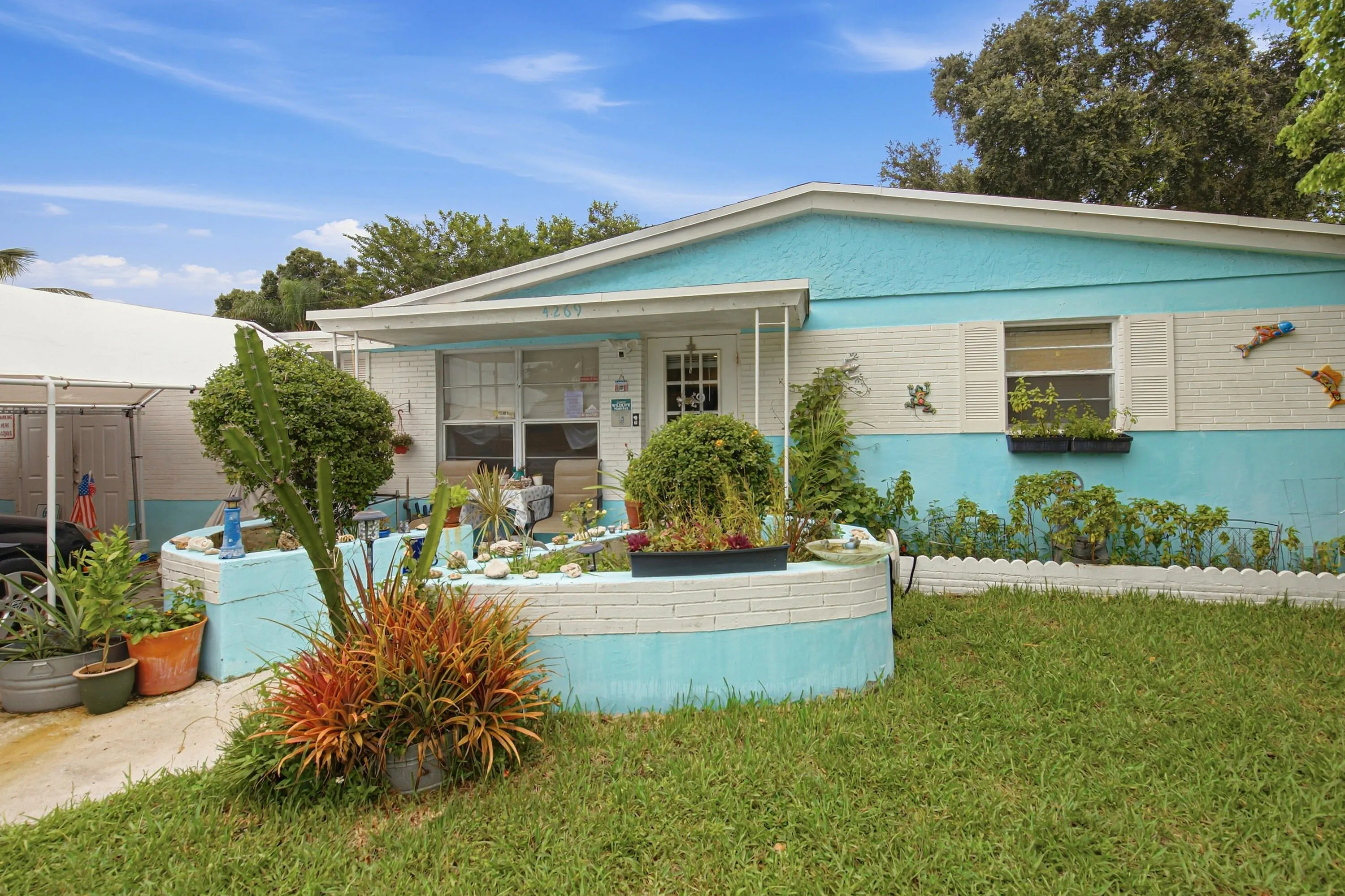 4269 SW 50TH Street