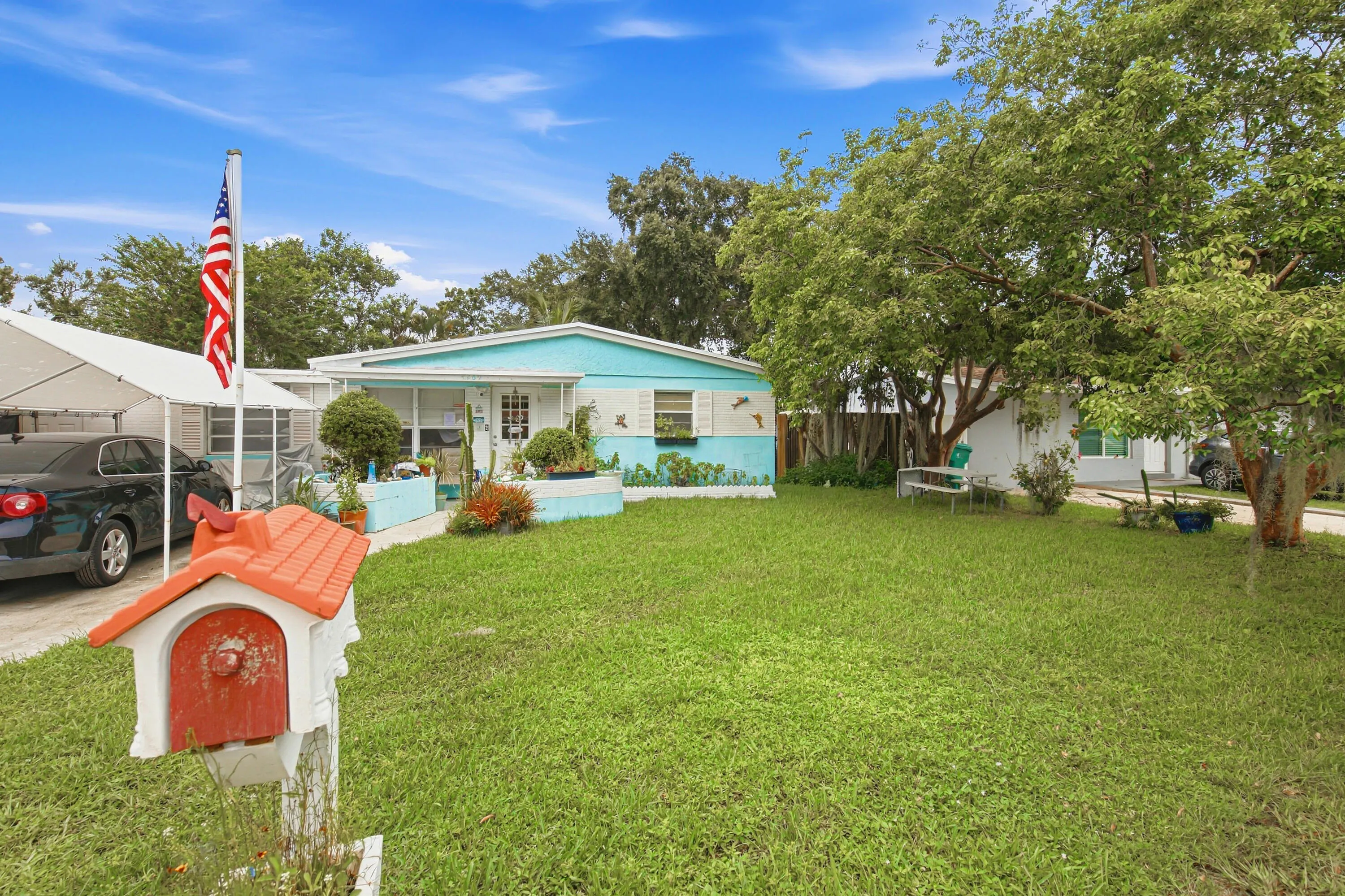 4269 SW 50TH Street