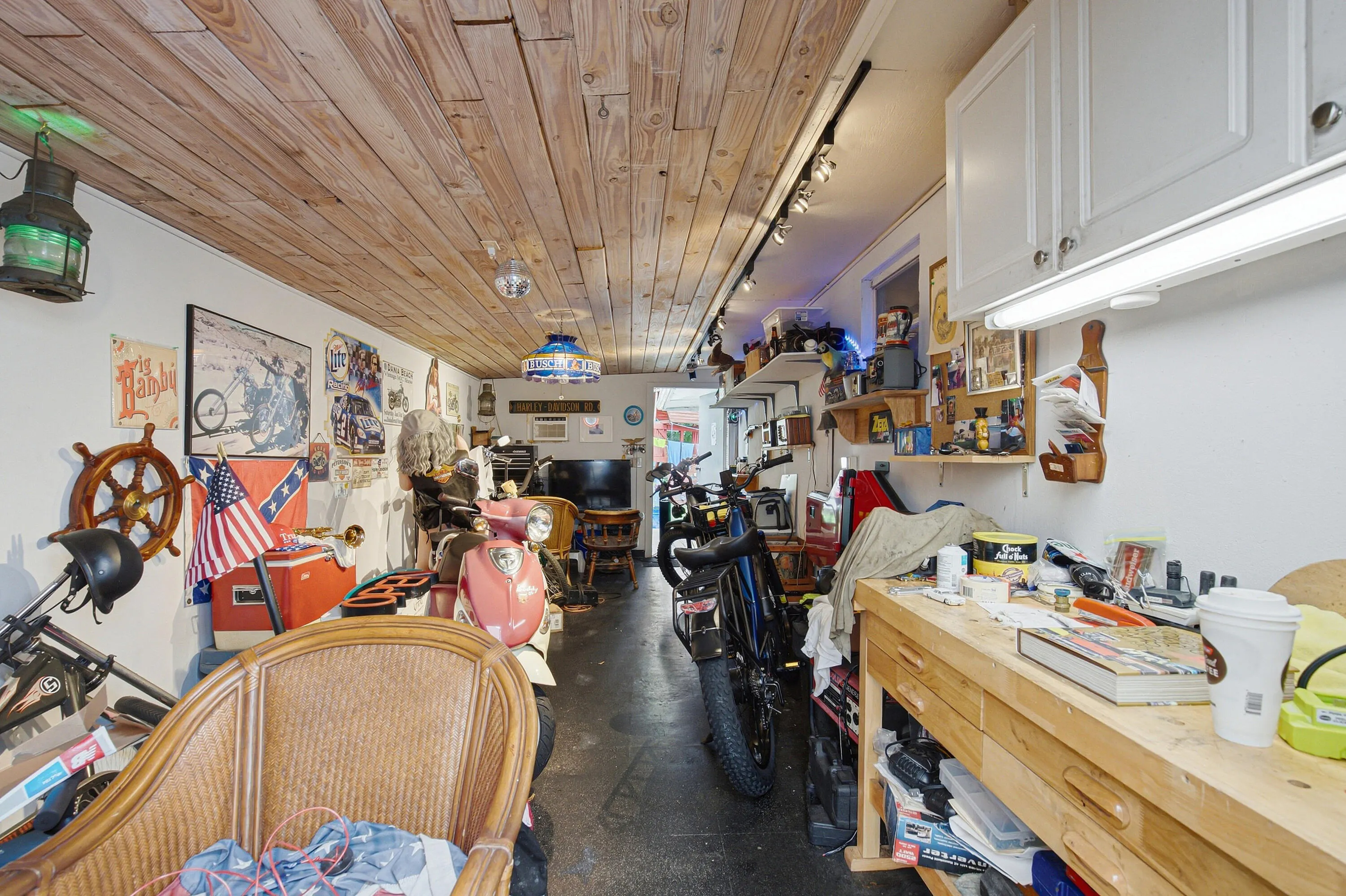 4269 SW 50TH Street