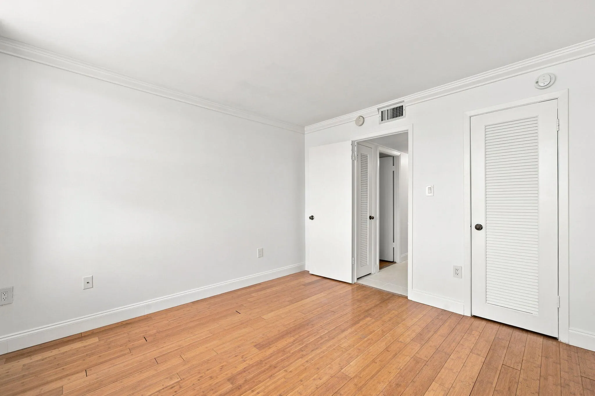 18021 Biscayne Boulevard #901