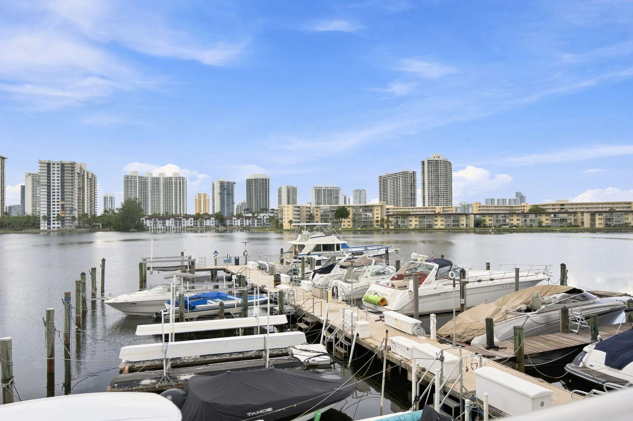 18021 Biscayne Boulevard #901