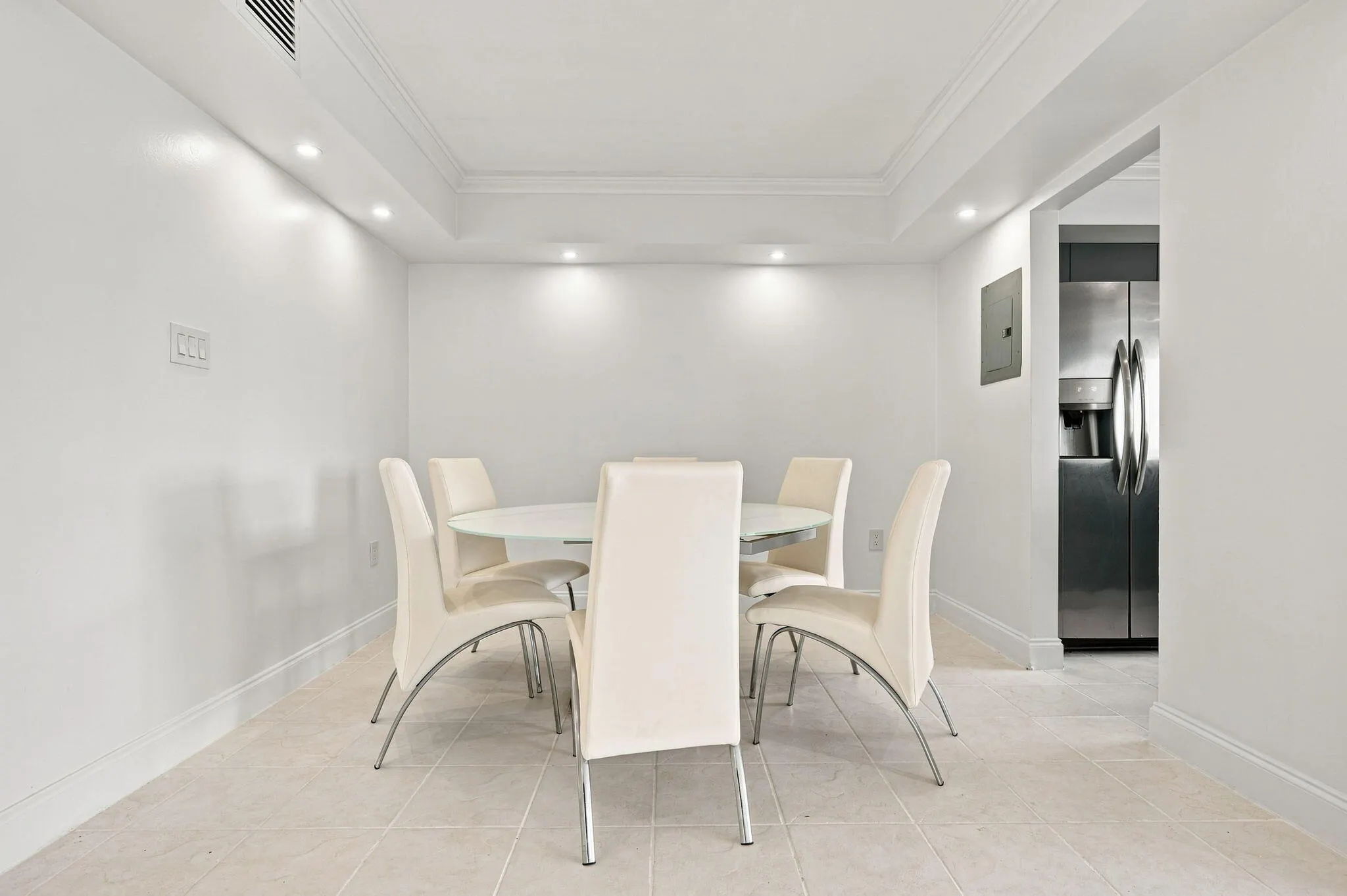 18021 Biscayne Boulevard #901