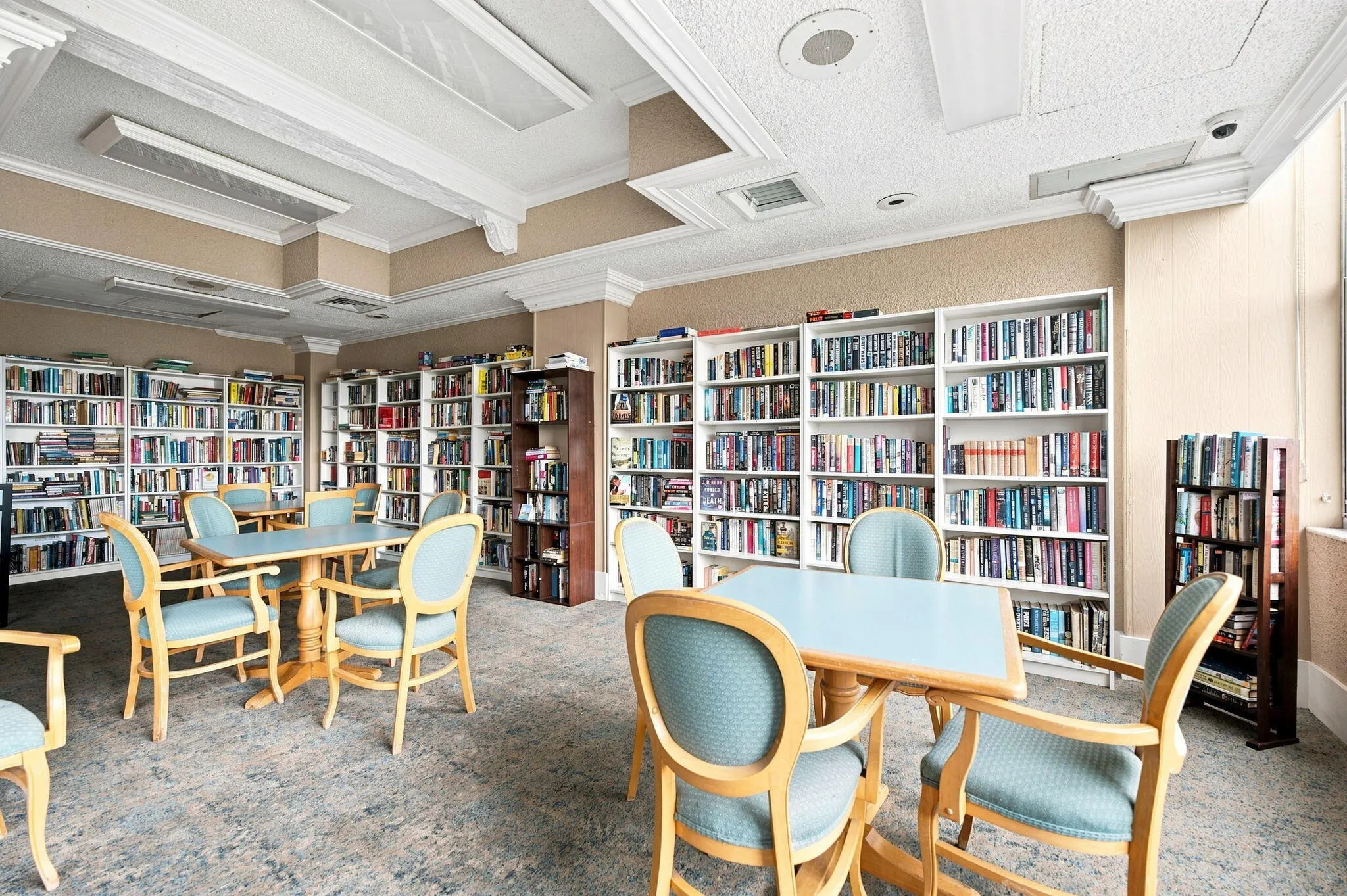 18021 Biscayne Boulevard #901