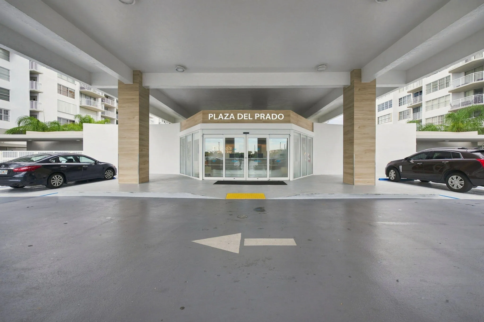 18021 Biscayne Boulevard #901