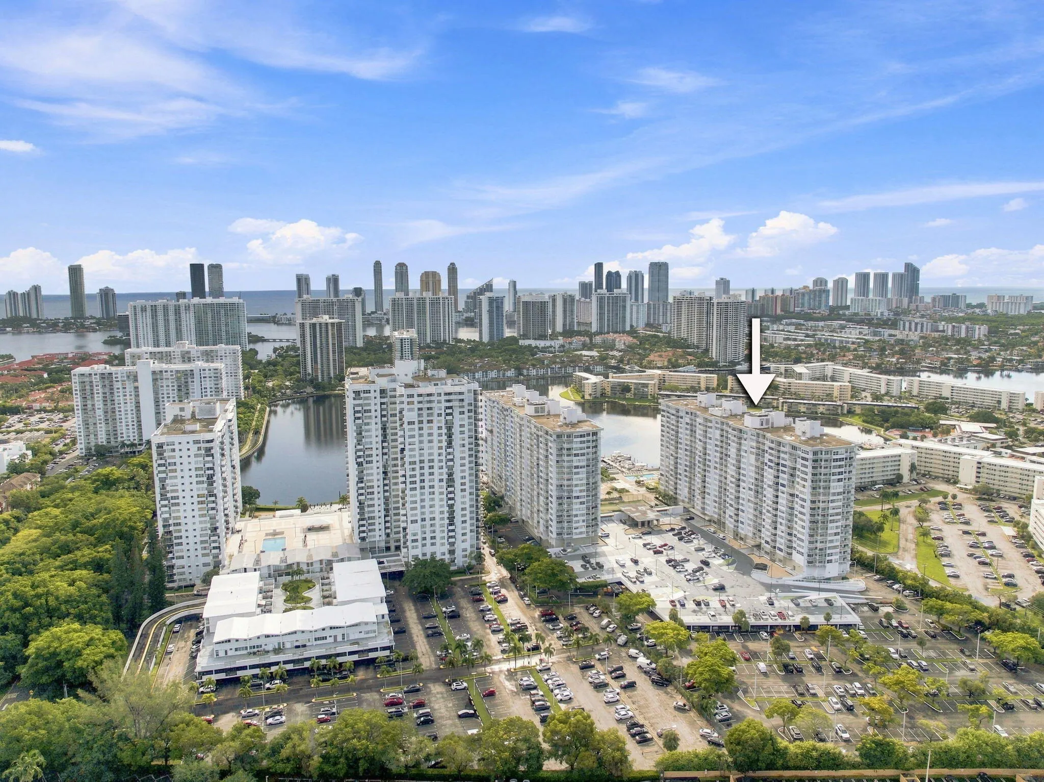 18021 Biscayne Boulevard #901