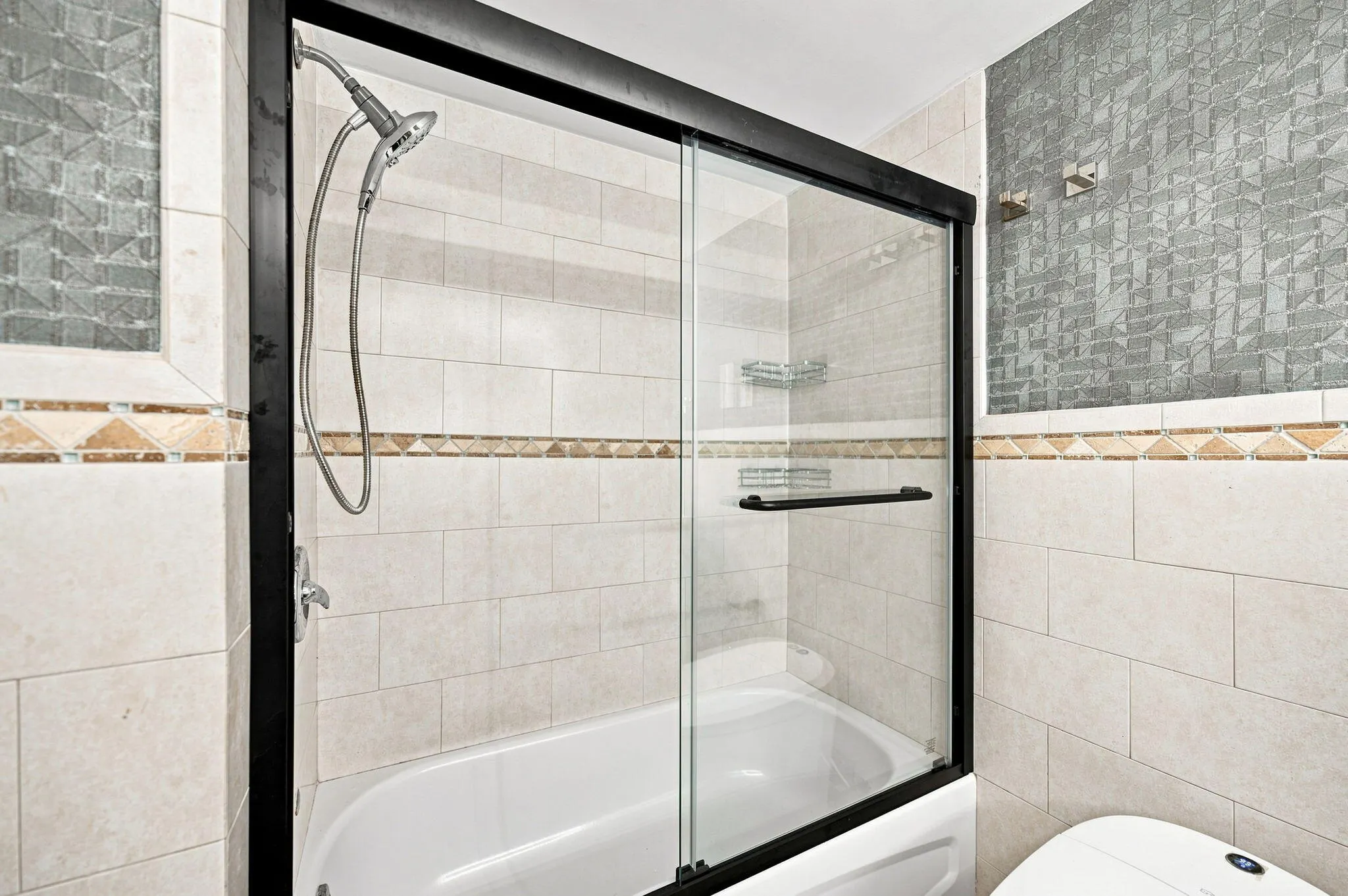 18021 Biscayne Boulevard #901