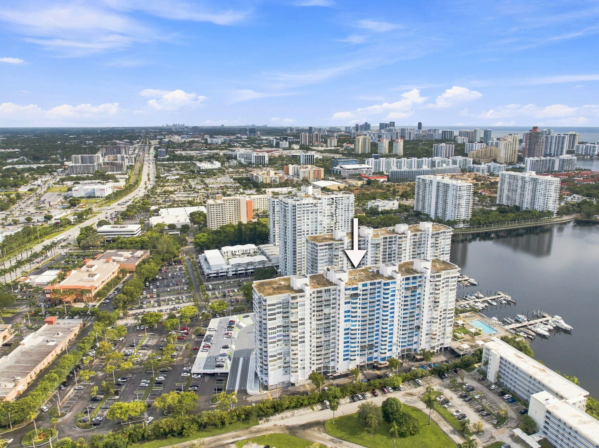18021 Biscayne Boulevard #901