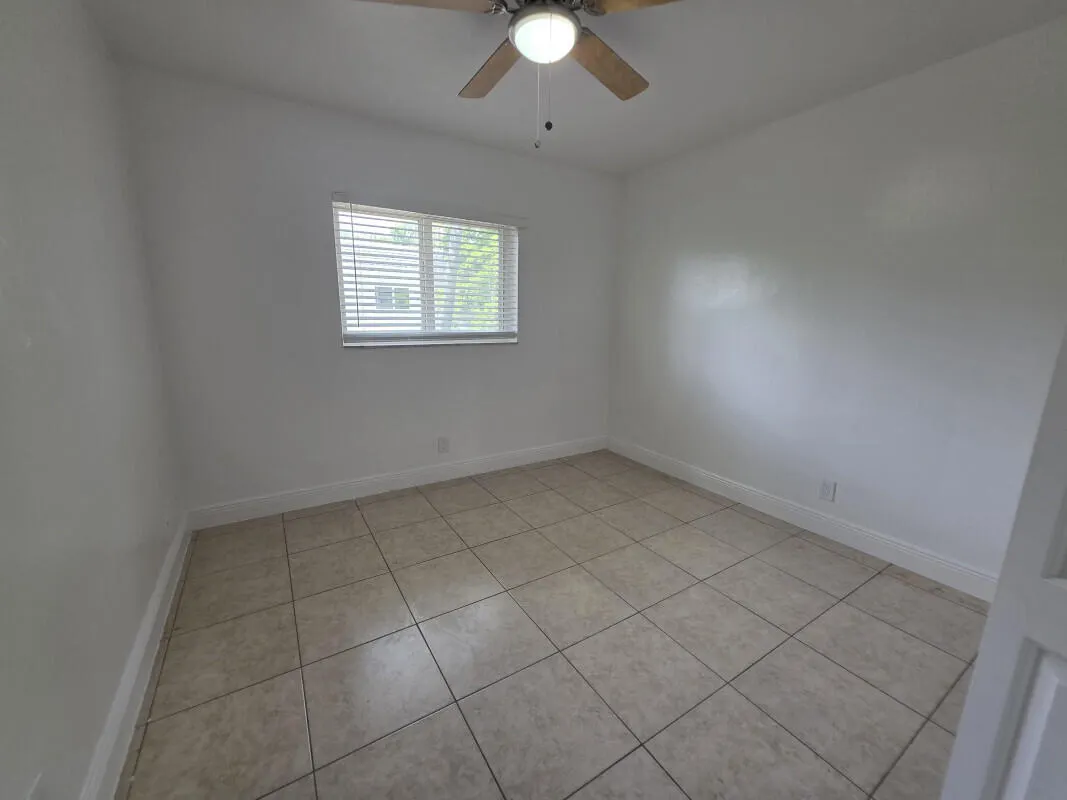 75 SW 10th Street #202