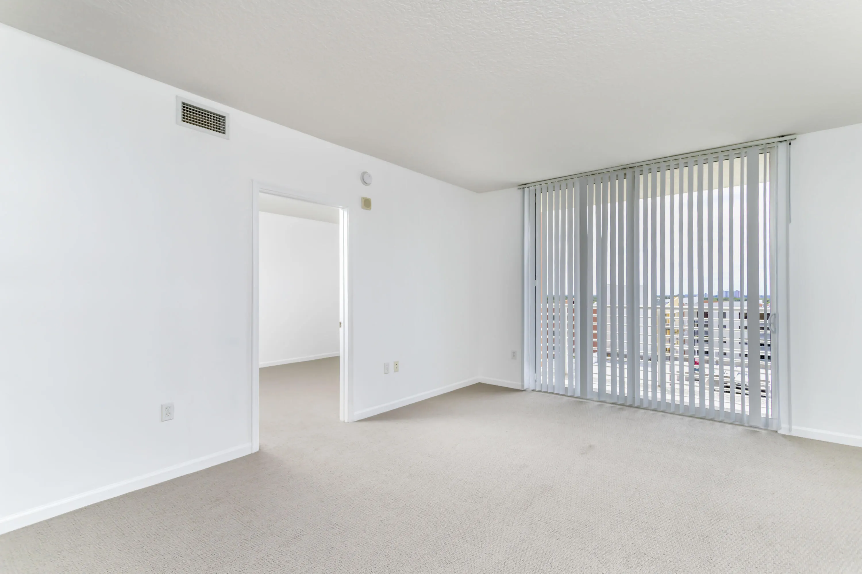 18800 NE 29 Avenue #923