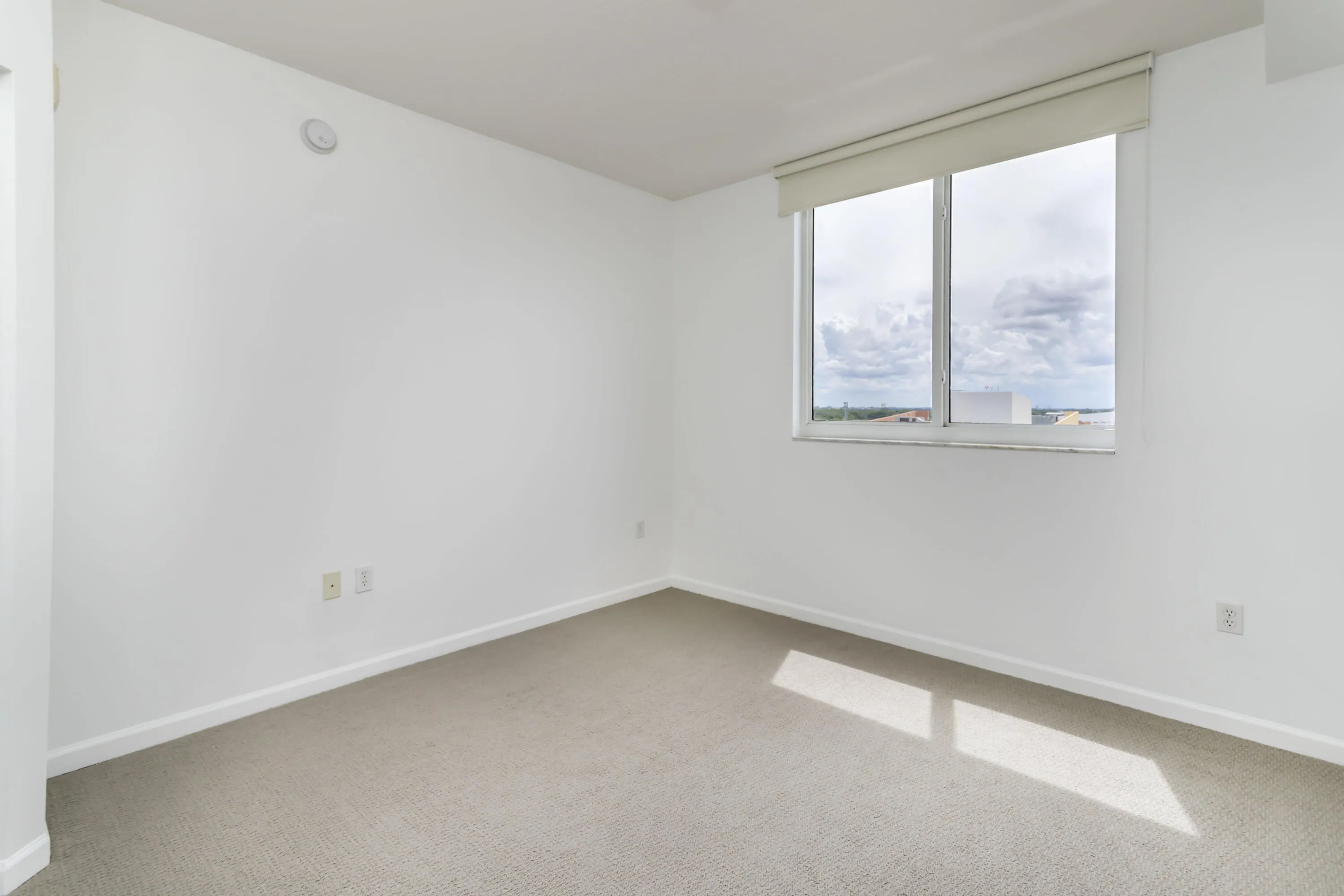 18800 NE 29 Avenue #923