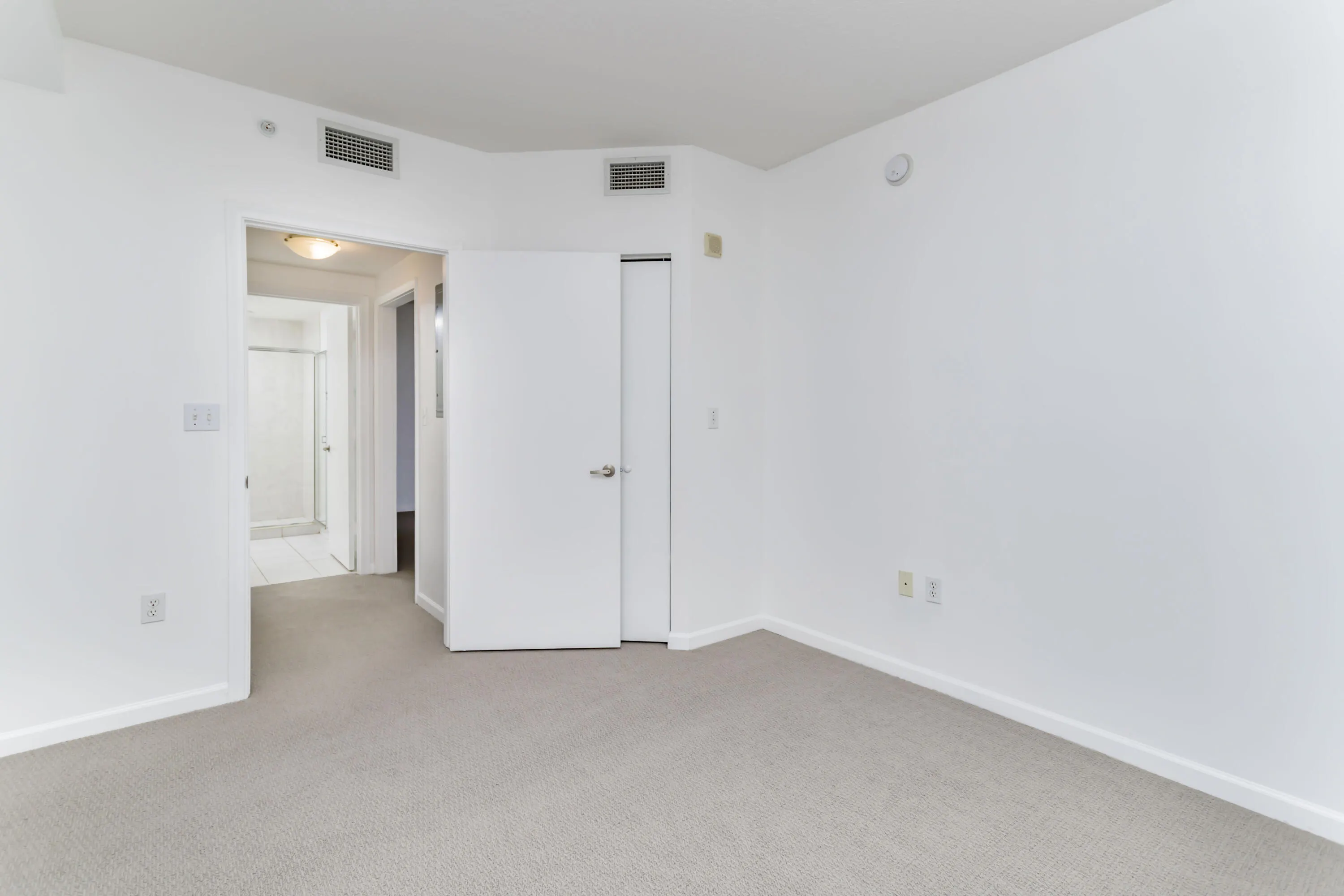 18800 NE 29 Avenue #923