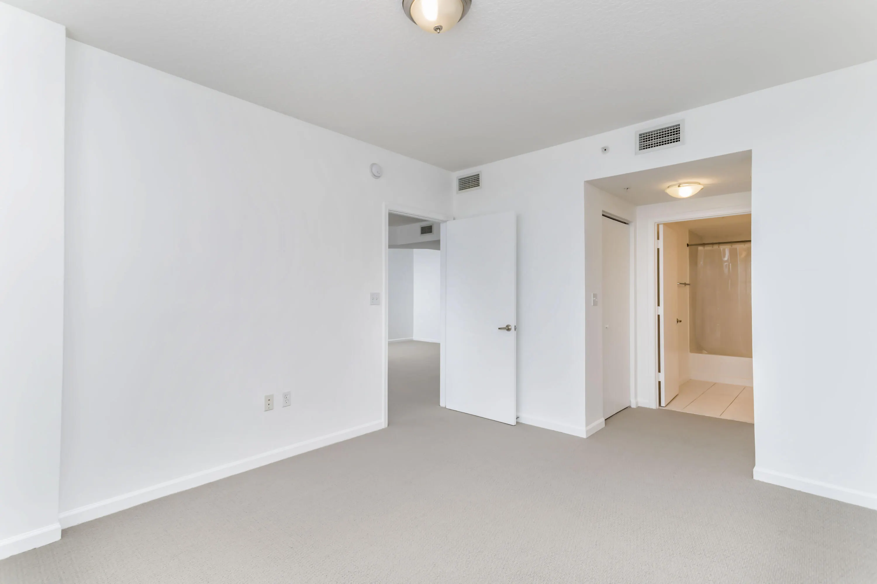 18800 NE 29 Avenue #923