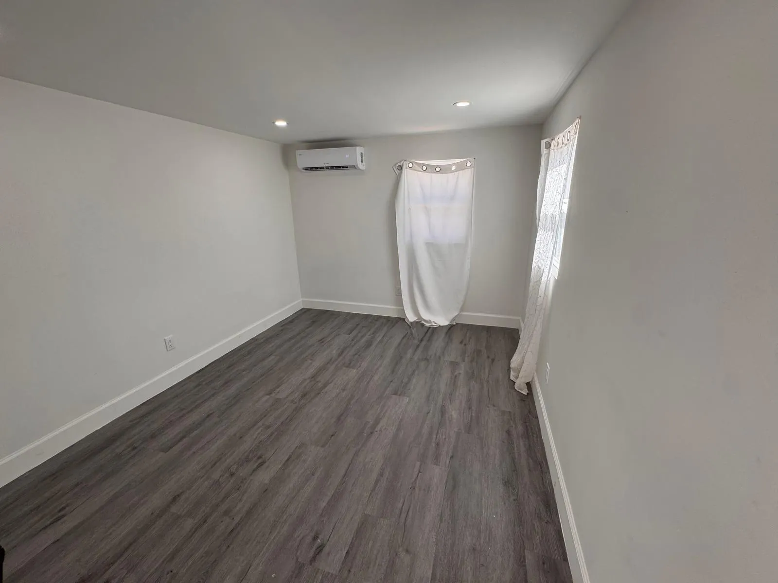 357 HUNTING CLUB Avenue
