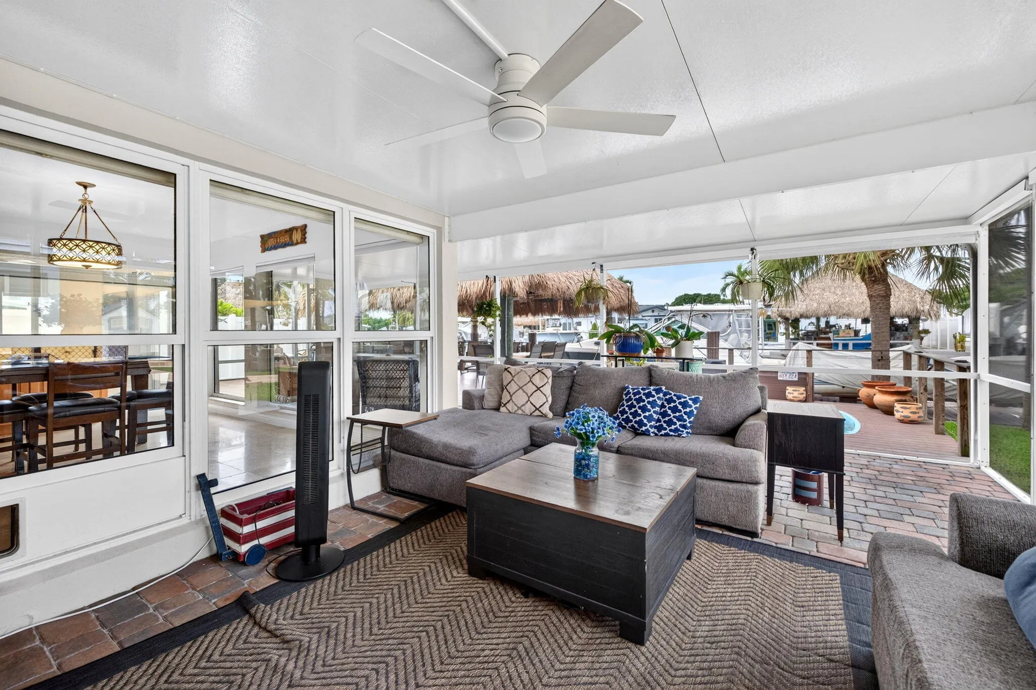 943 NAUTILUS Isle