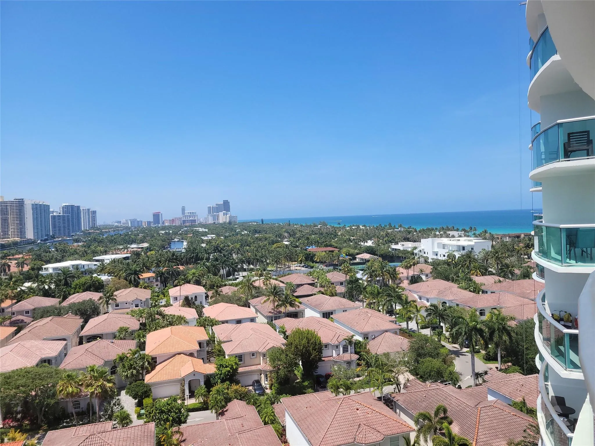 19370 COLLINS Avenue #1218