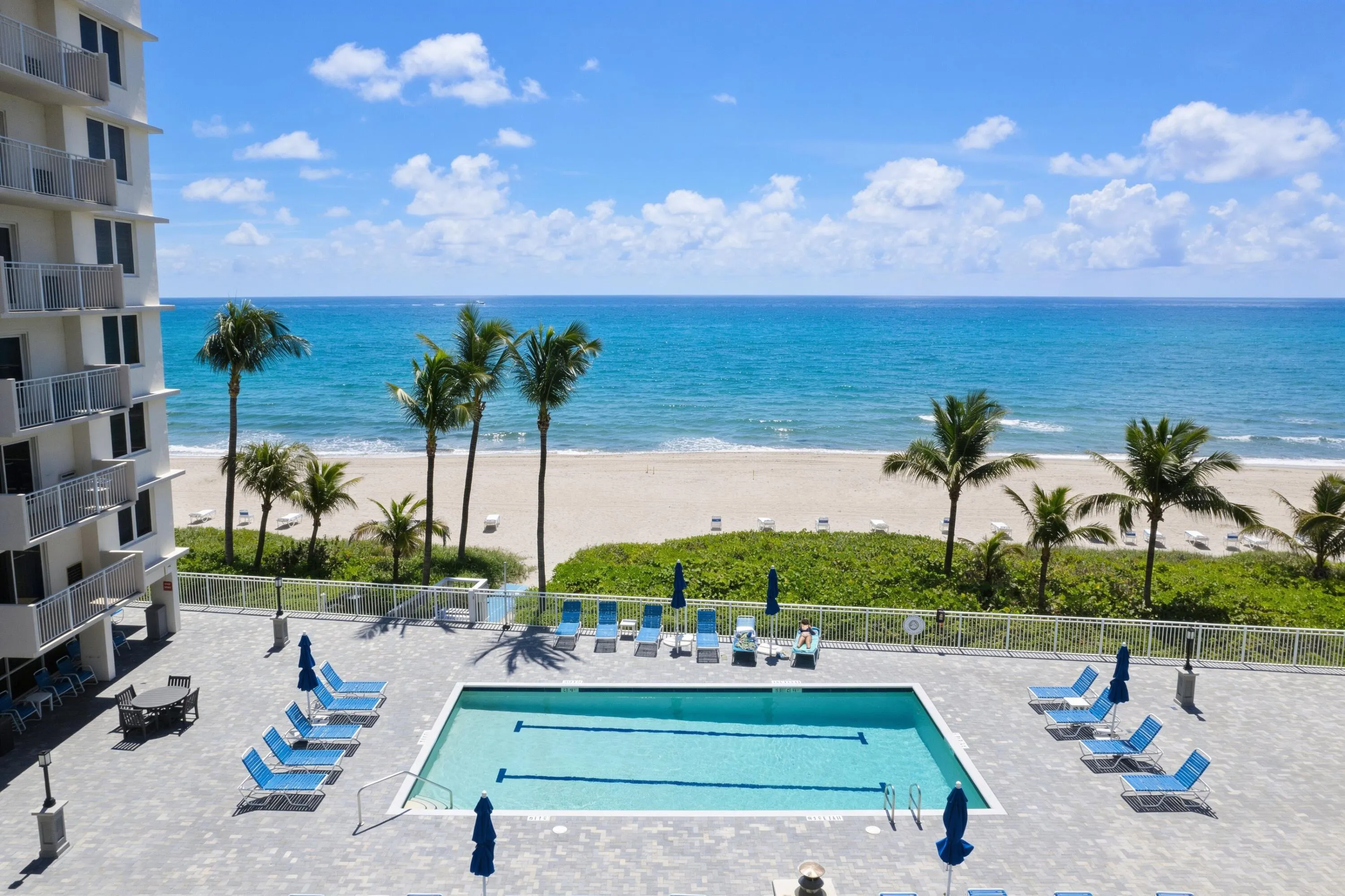 3301 S OCEAN Boulevard #109