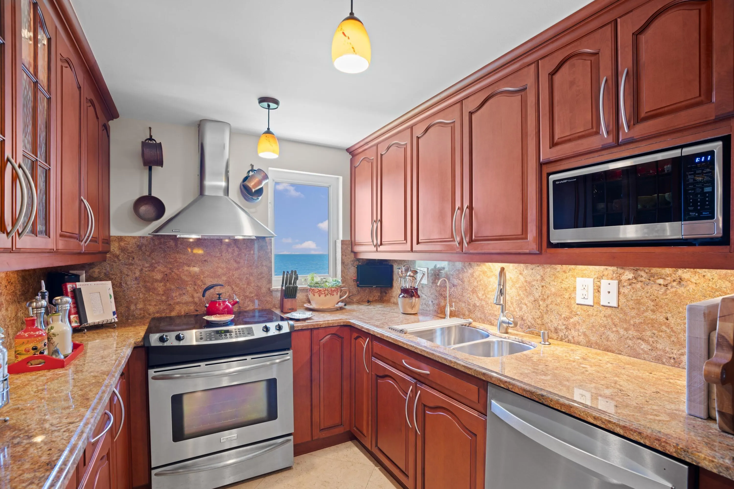 3301 S OCEAN Boulevard #109