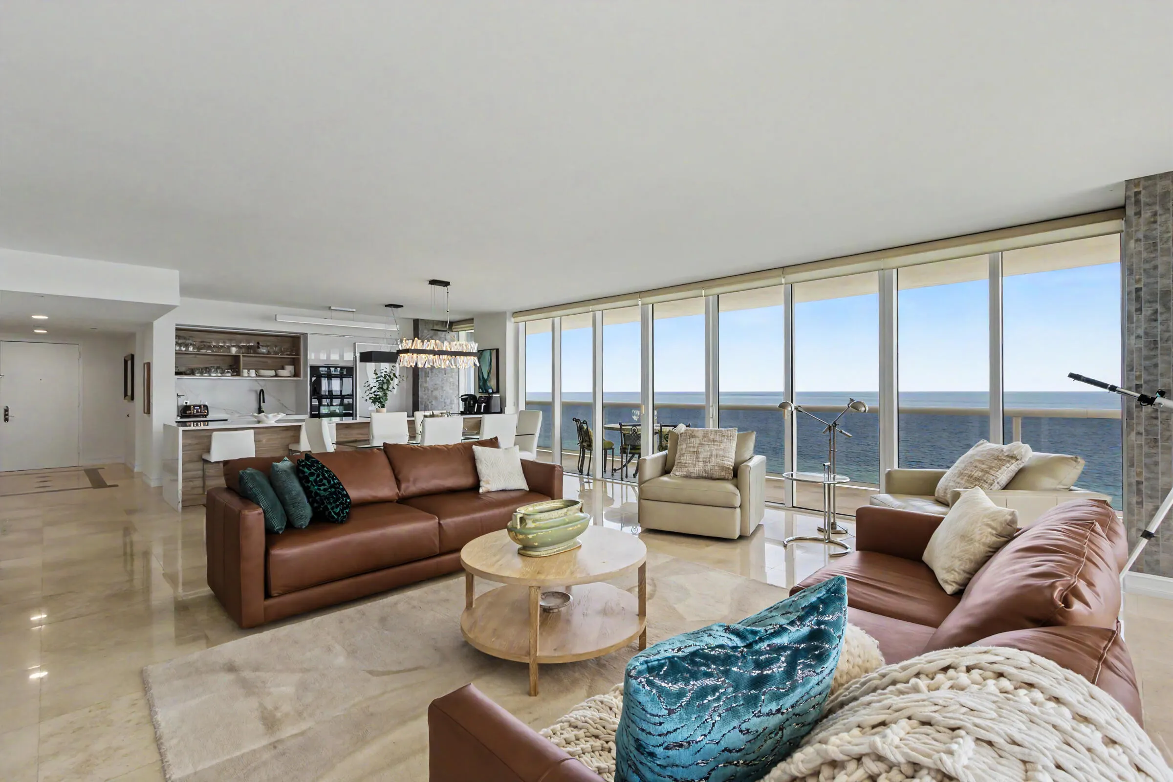 1830 S Ocean Drive #1402