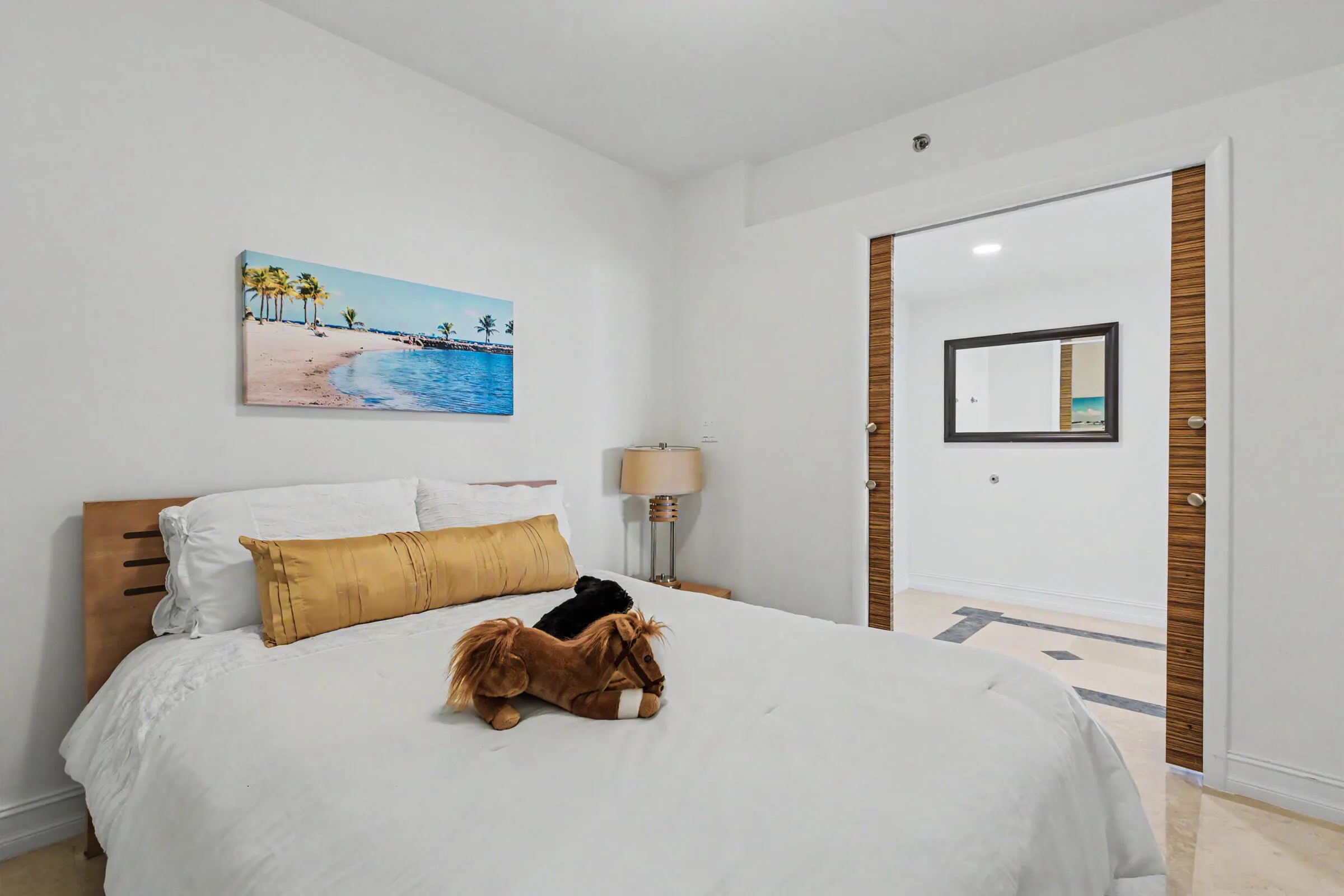 1830 S Ocean Drive #1402