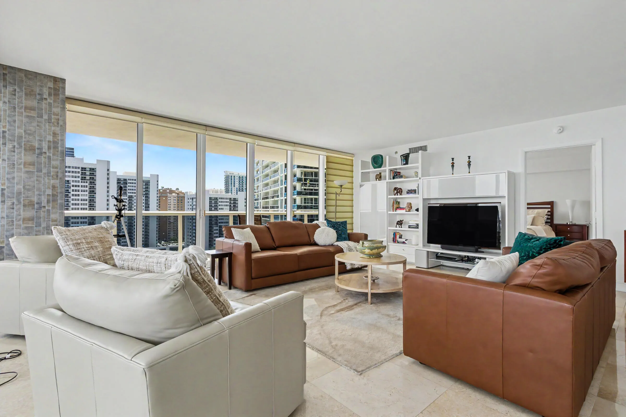 1830 S Ocean Drive #1402