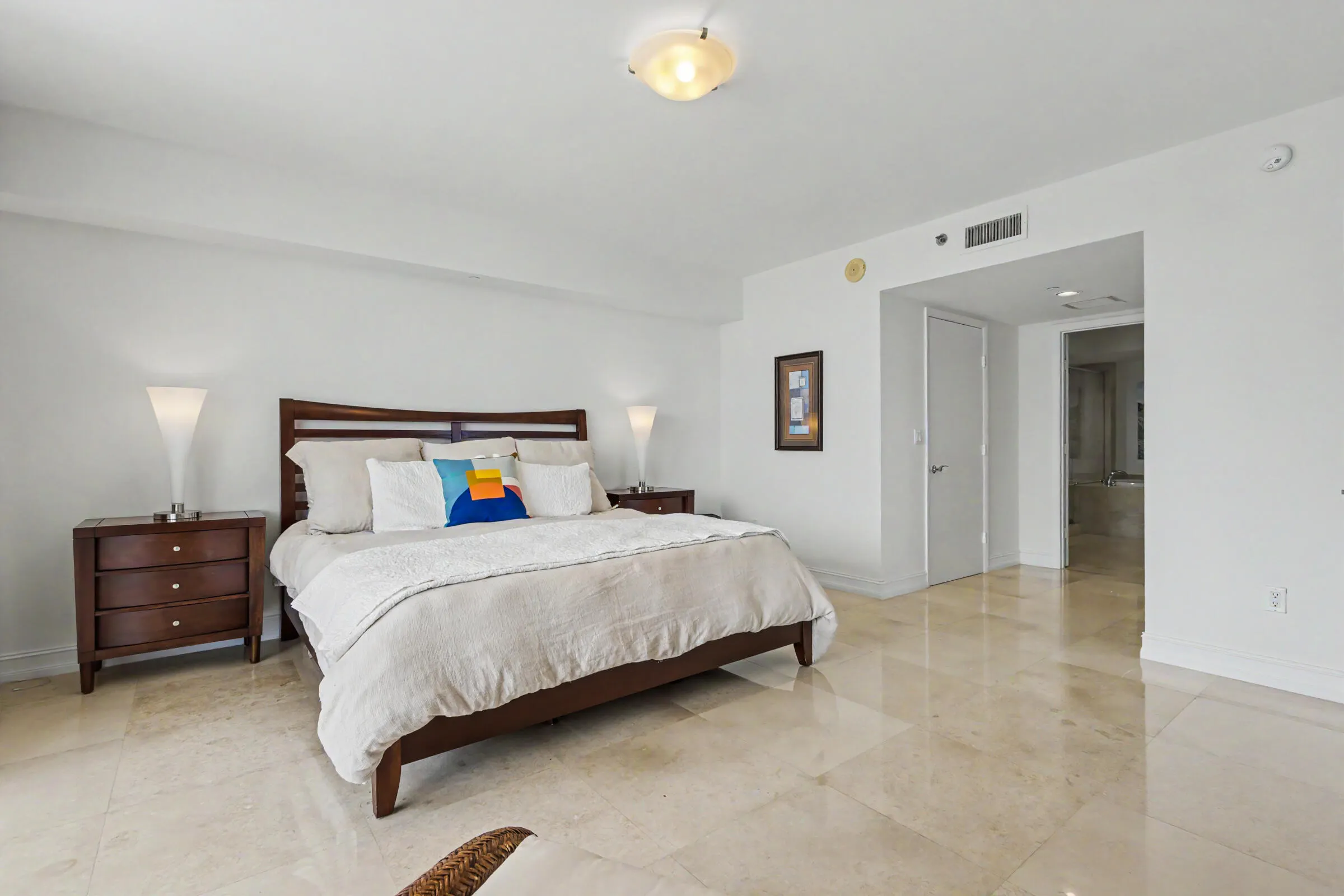 1830 S Ocean Drive #1402