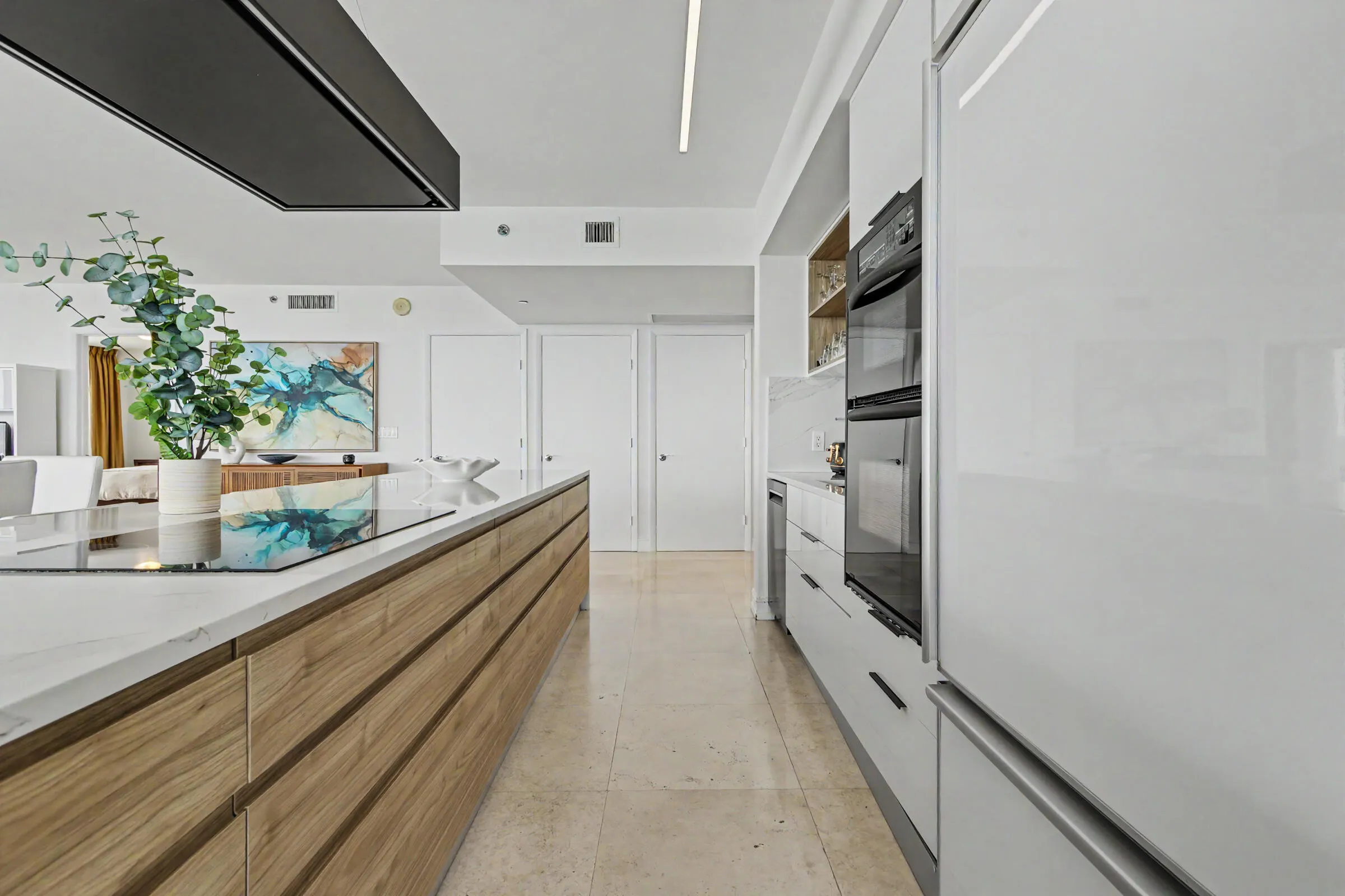 1830 S Ocean Drive #1402