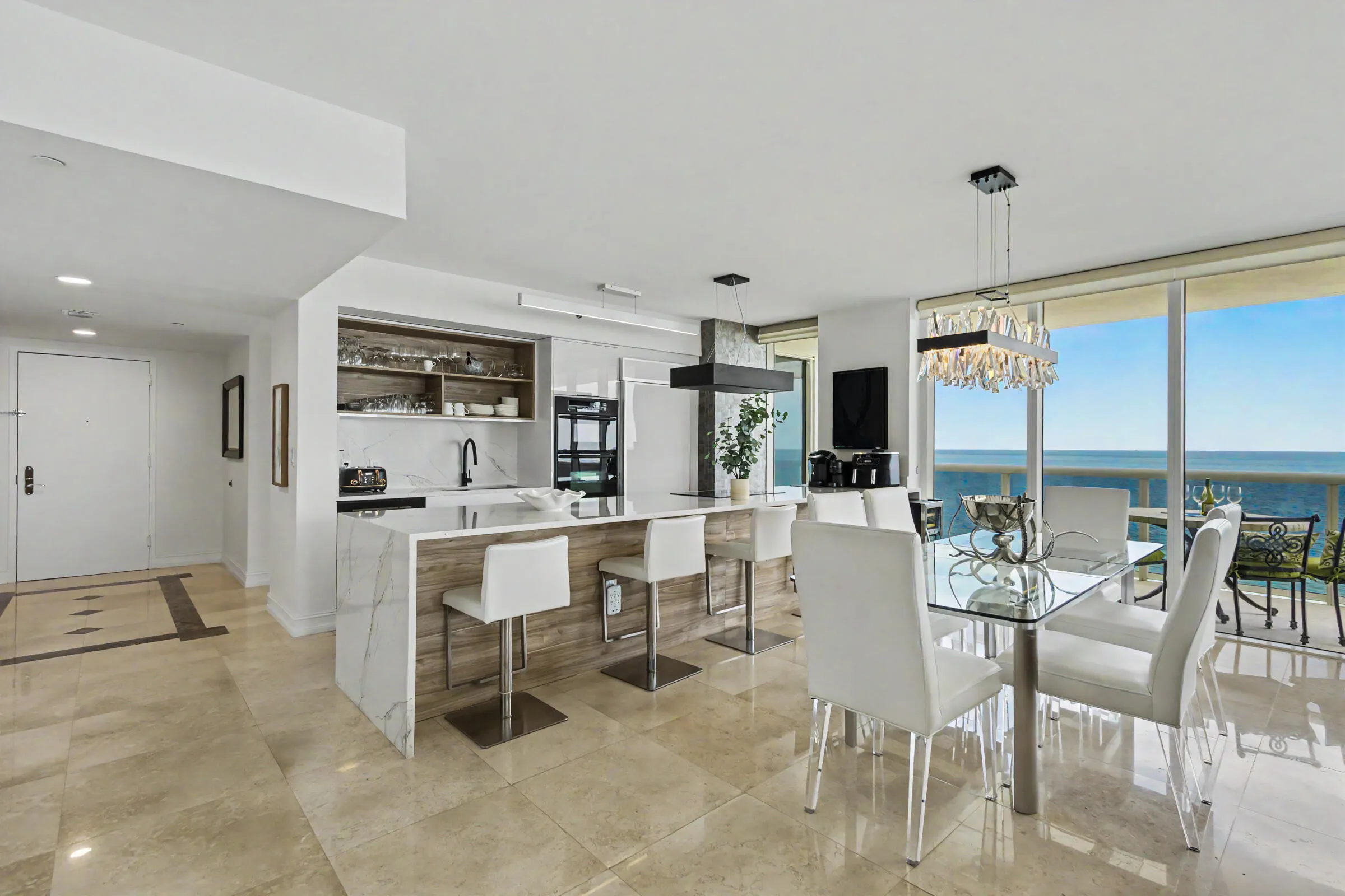1830 S Ocean Drive #1402