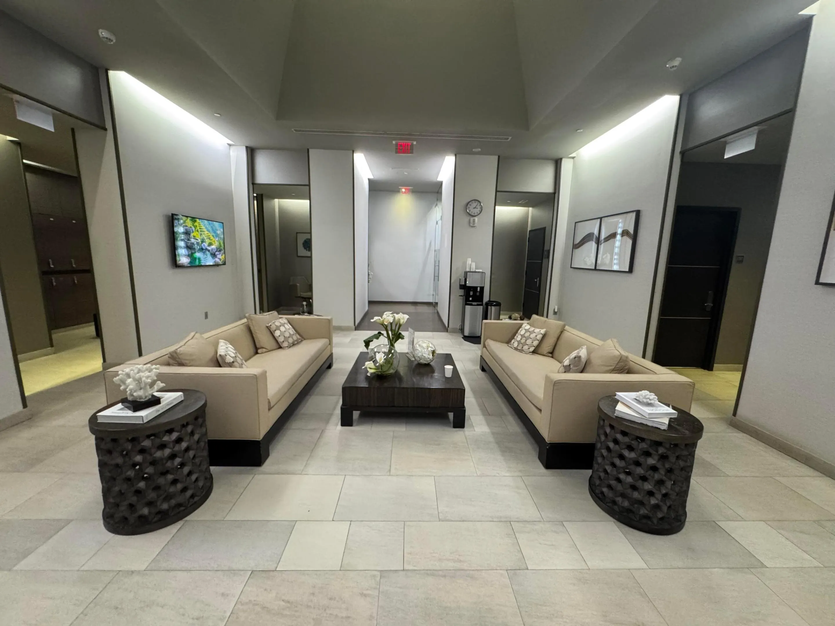 1830 S Ocean Drive #1402