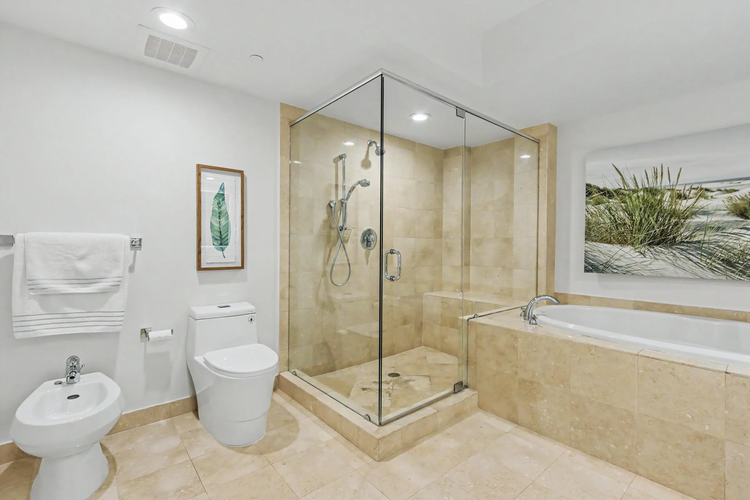 1830 S Ocean Drive #1402