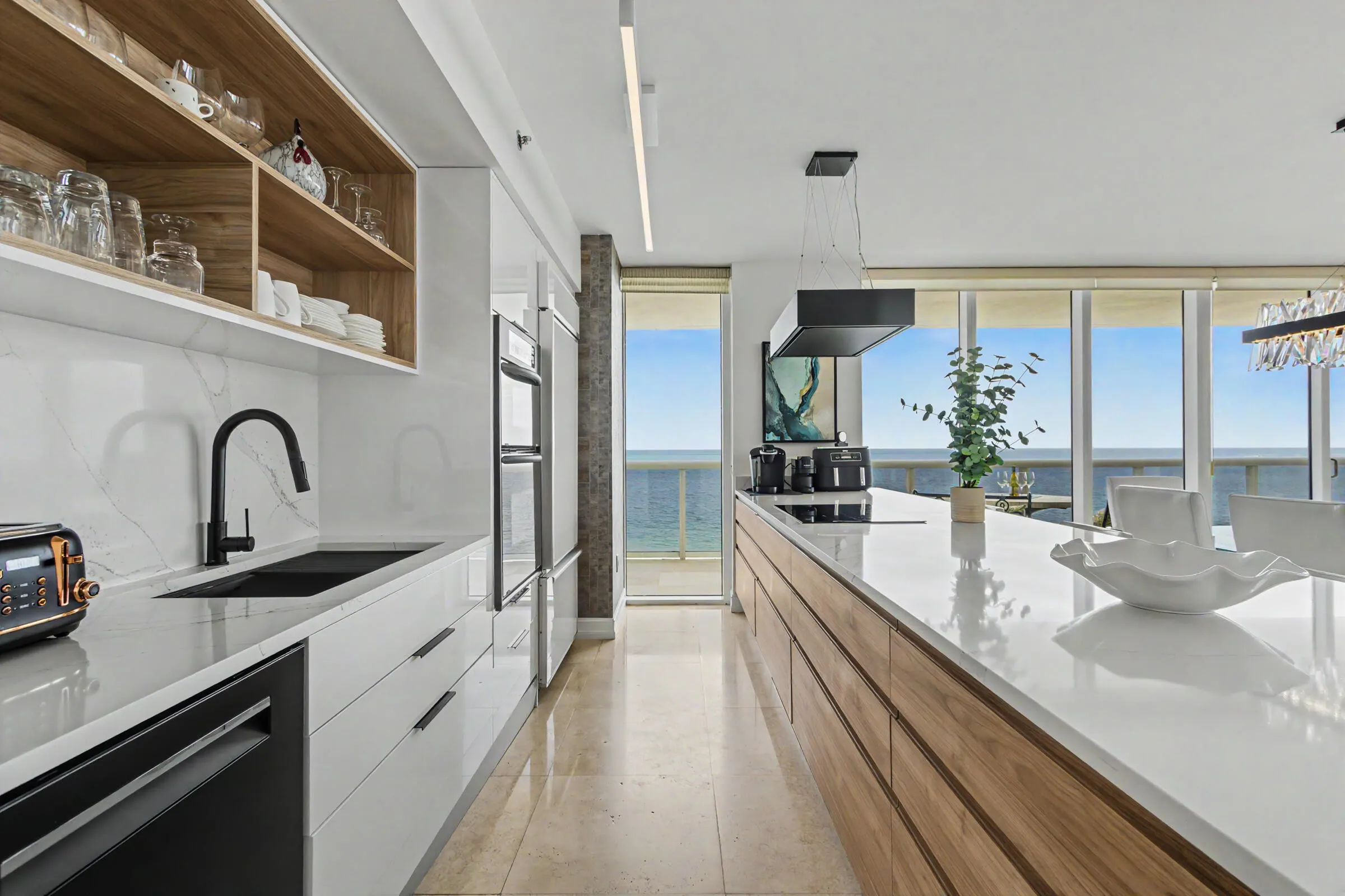 1830 S Ocean Drive #1402
