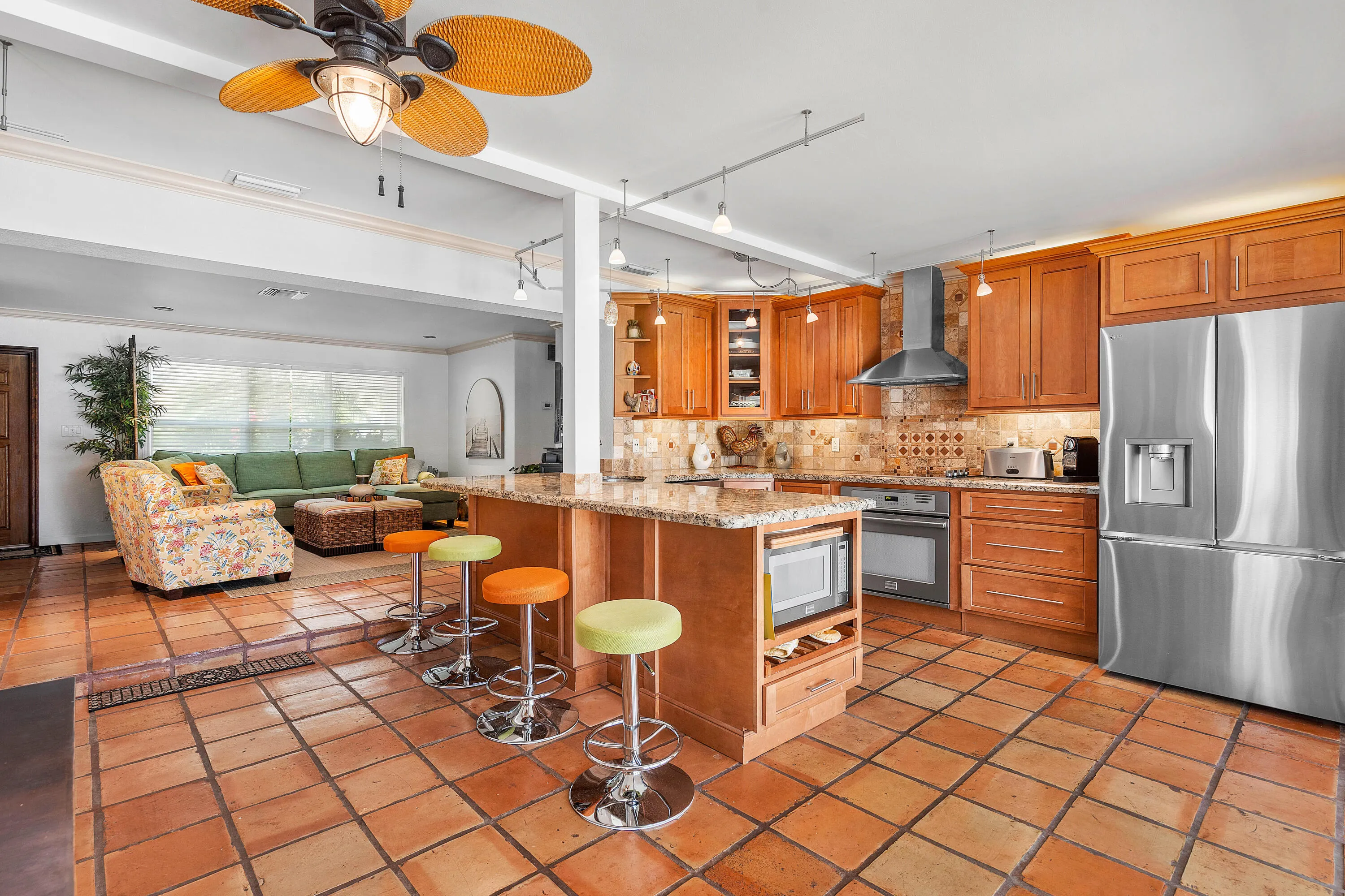 2330 NE 48TH Street NE