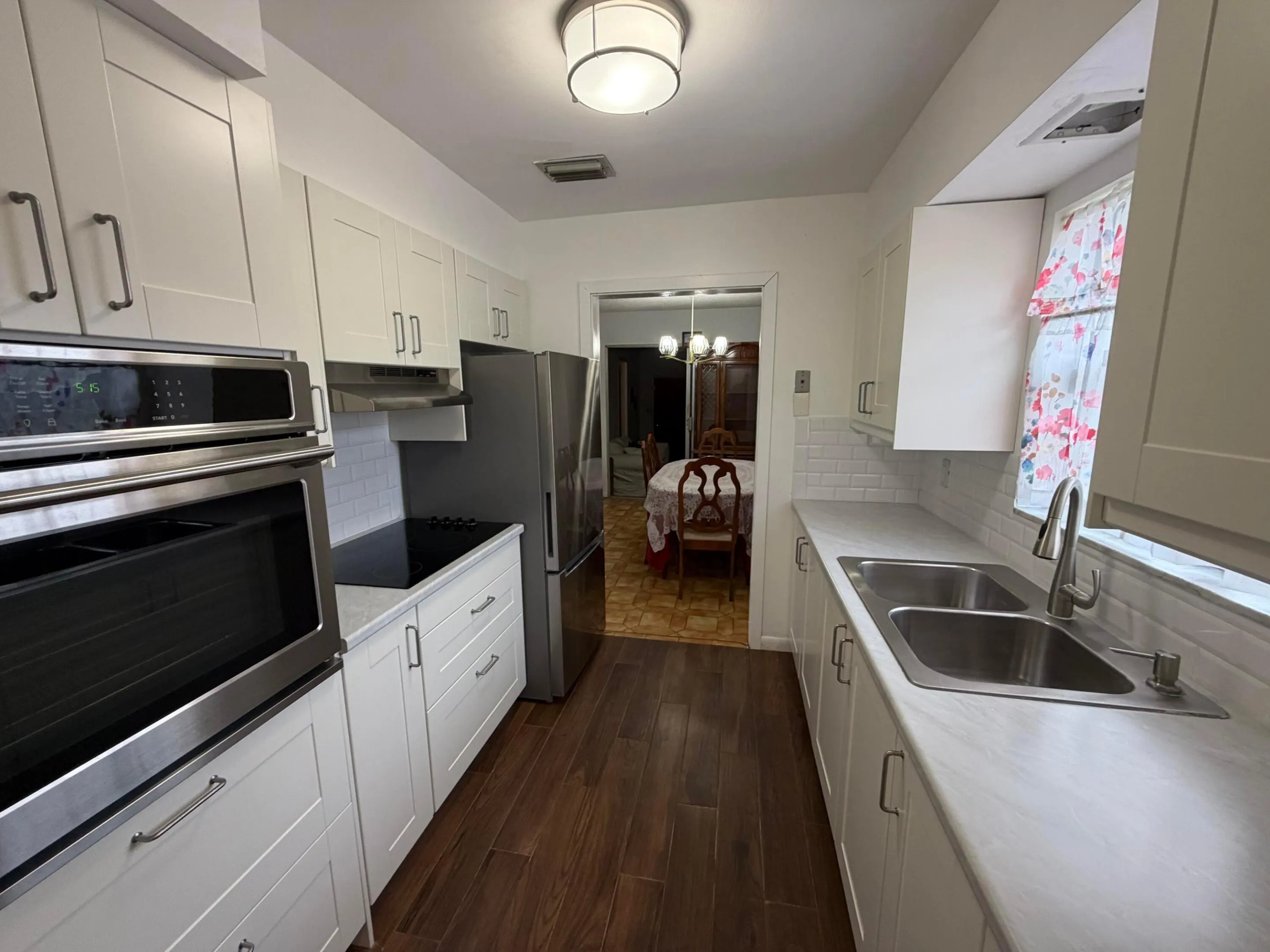 717 SW 2ND Terrace