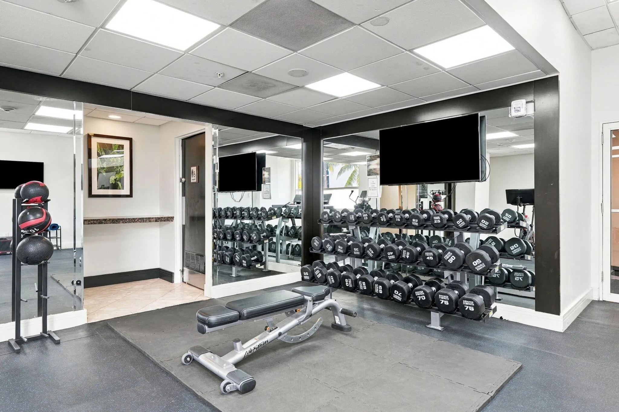 2670 E SUNRISE Boulevard #1115
