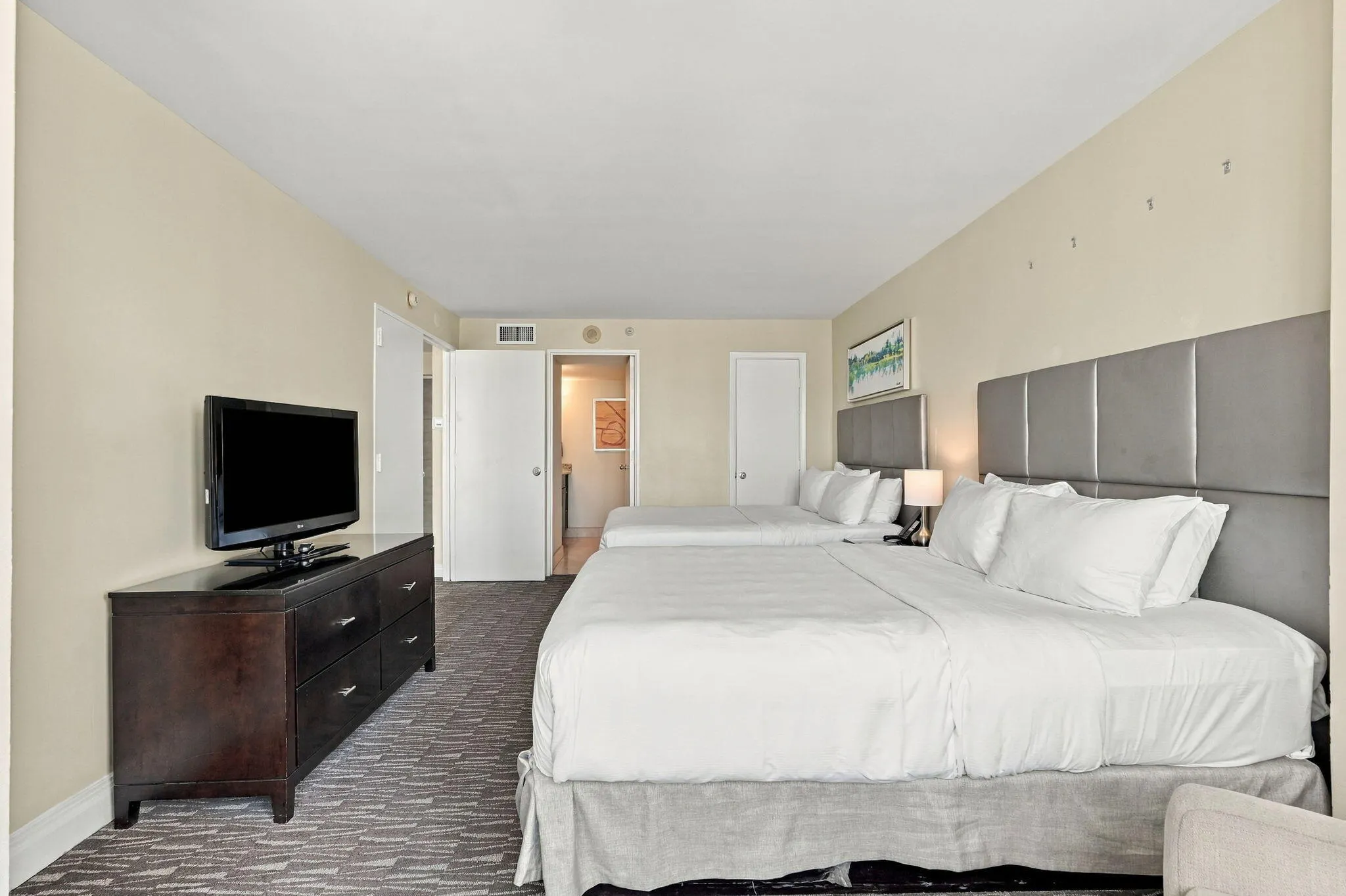 2670 E SUNRISE Boulevard #1115