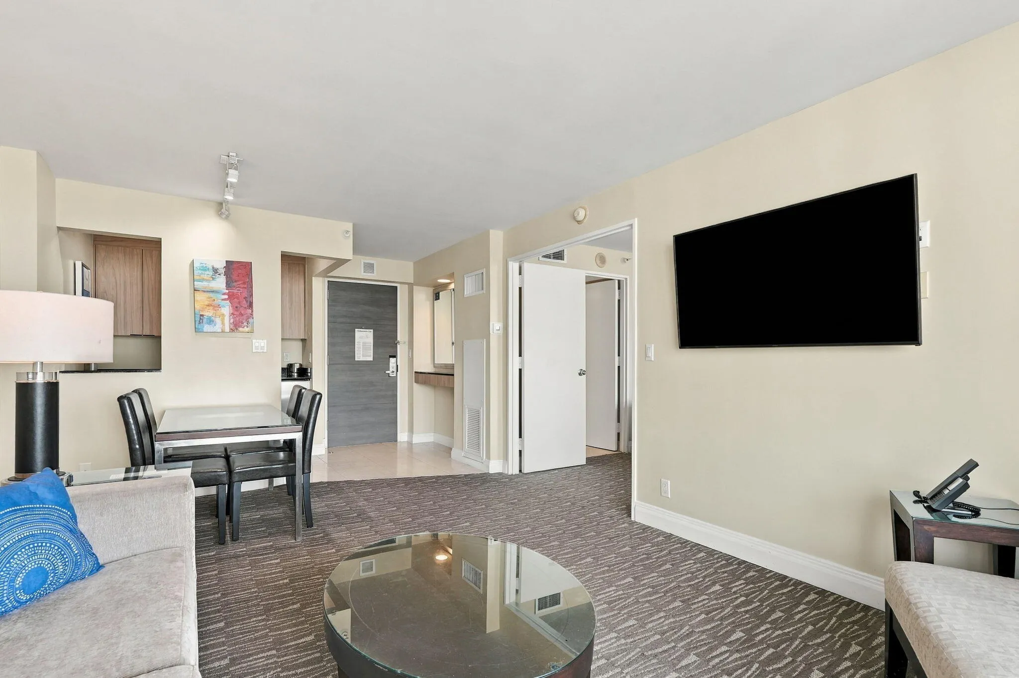 2670 E SUNRISE Boulevard #1115