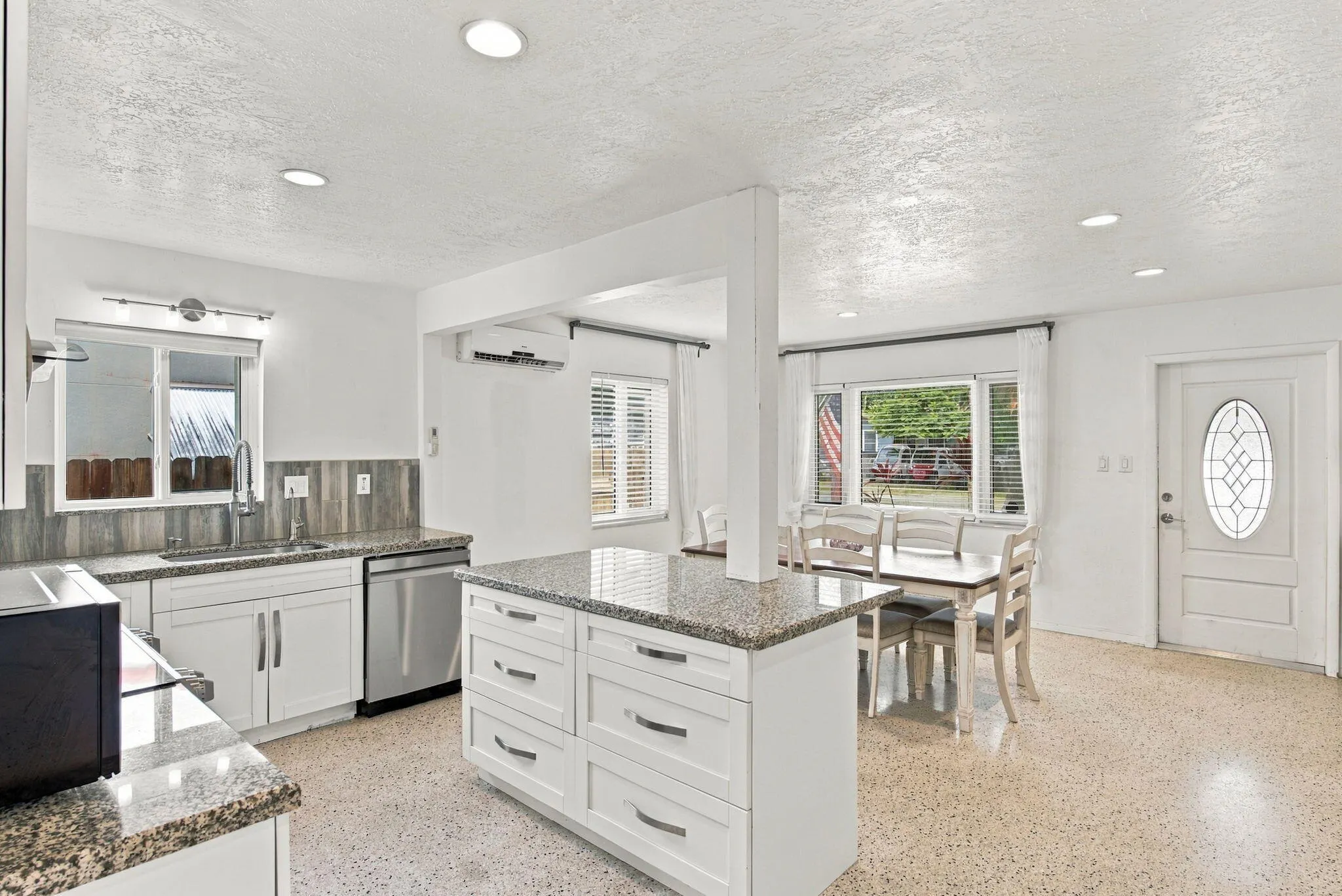245 SW 5TH Street