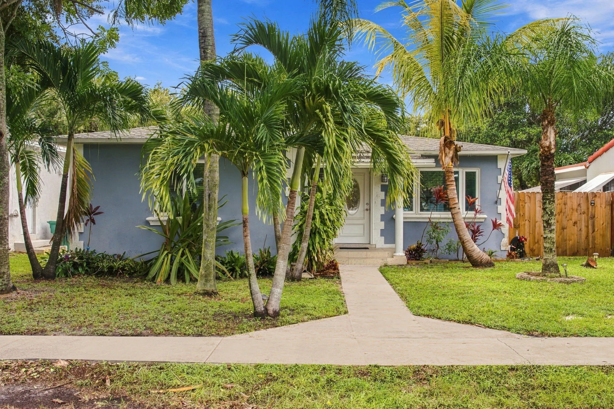 245 SW 5TH Street