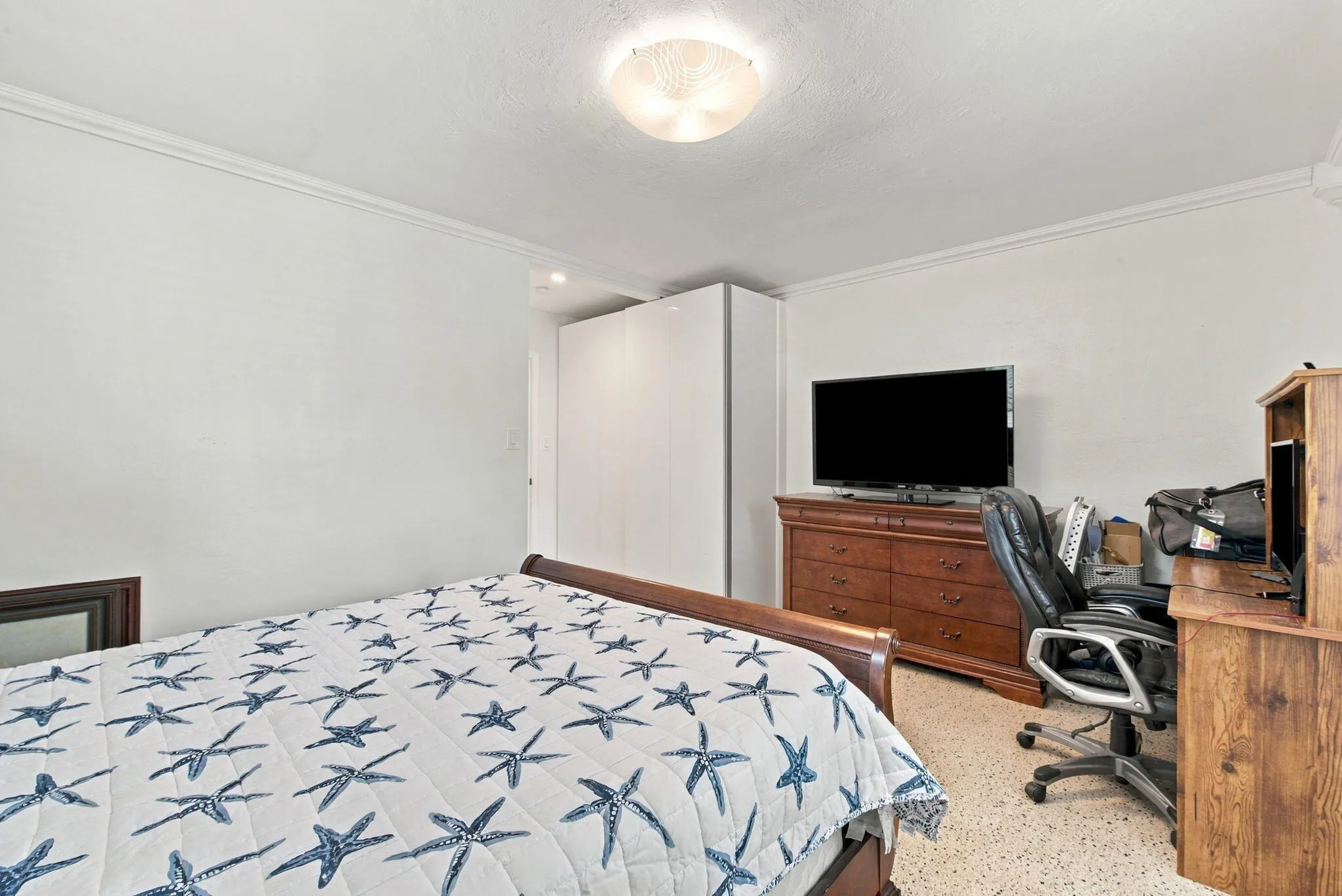 245 SW 5TH Street