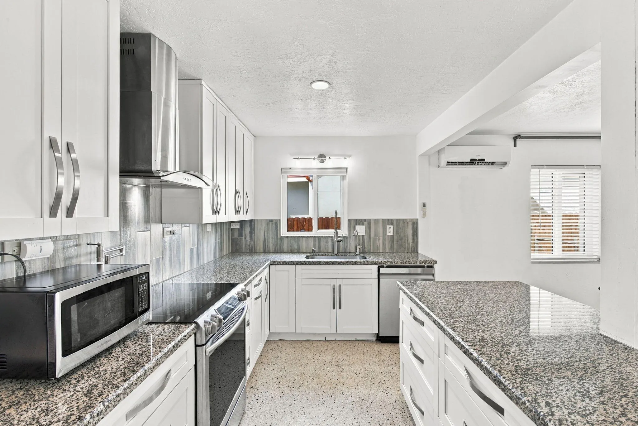 245 SW 5TH Street