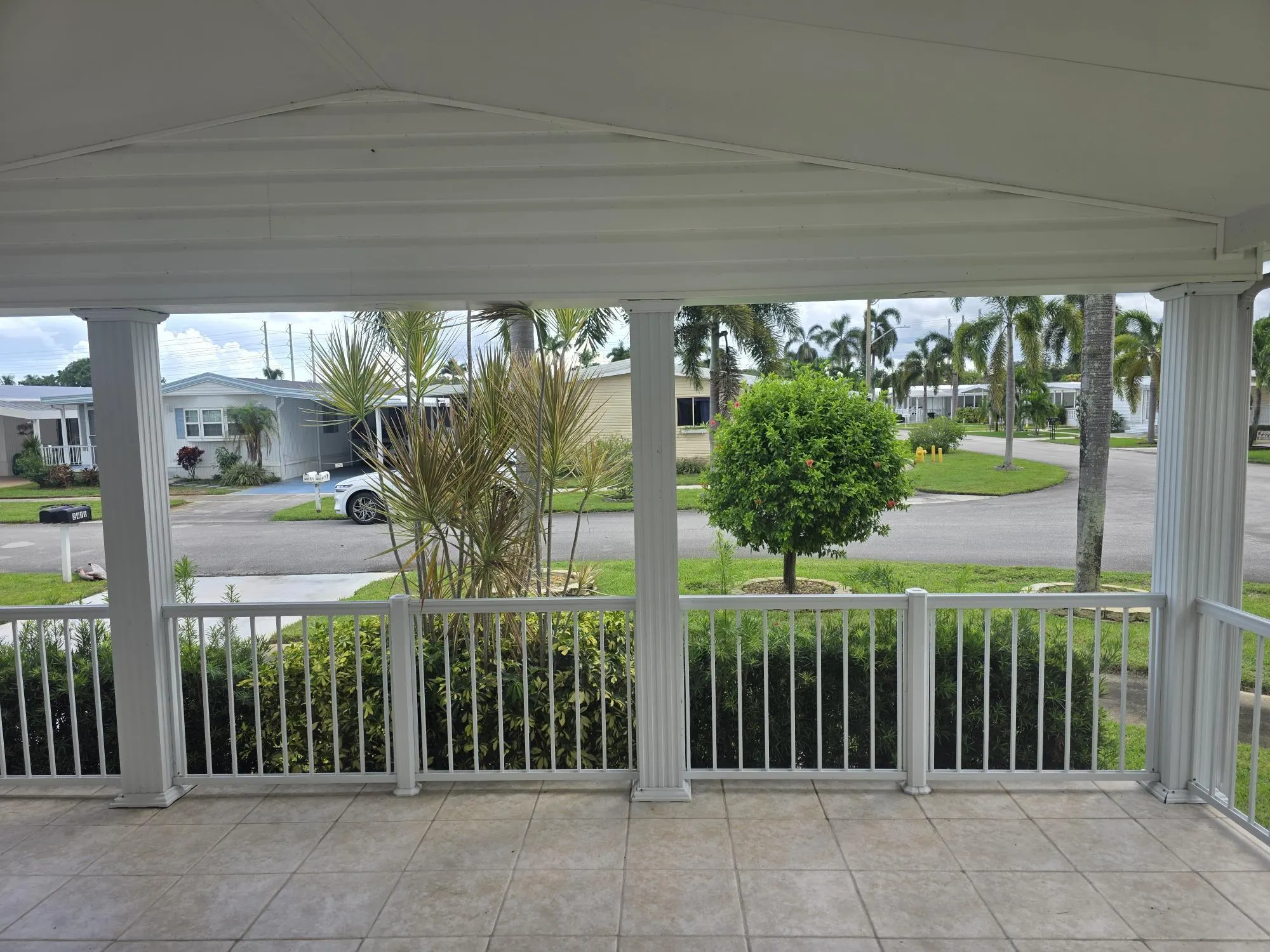 2471 SW 51ST Street